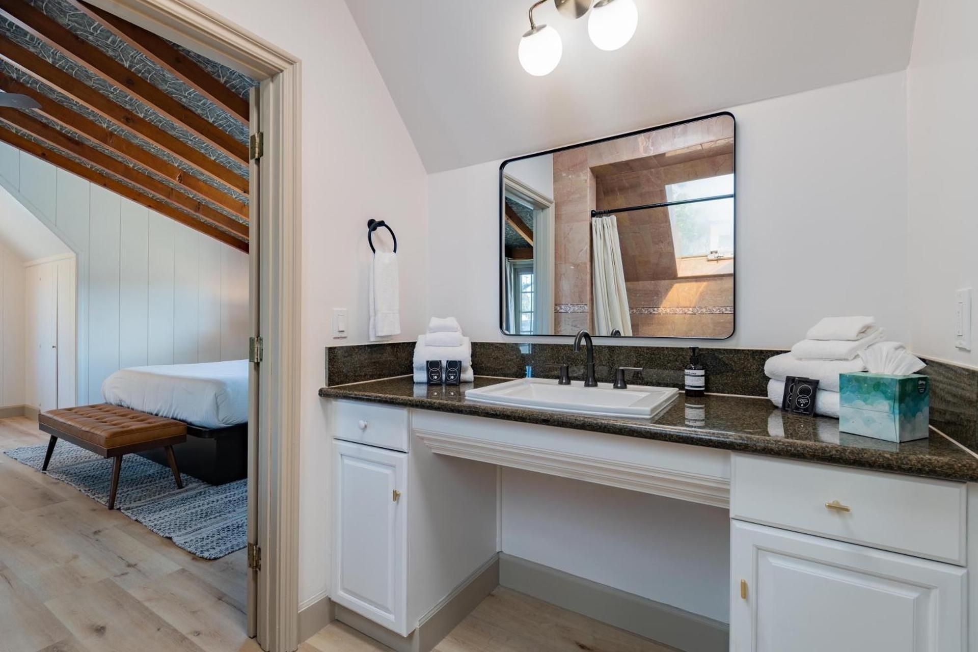 The Marlo Solstice King Suite 3