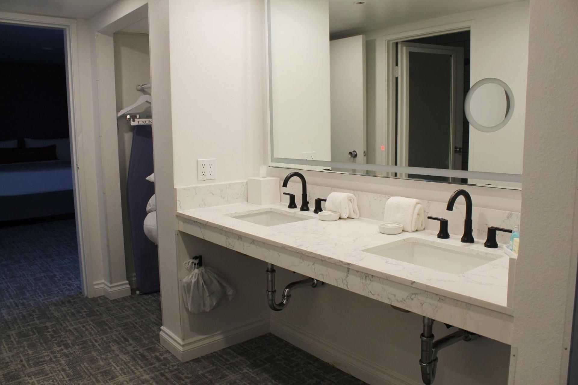 Zaza Mesa Suite