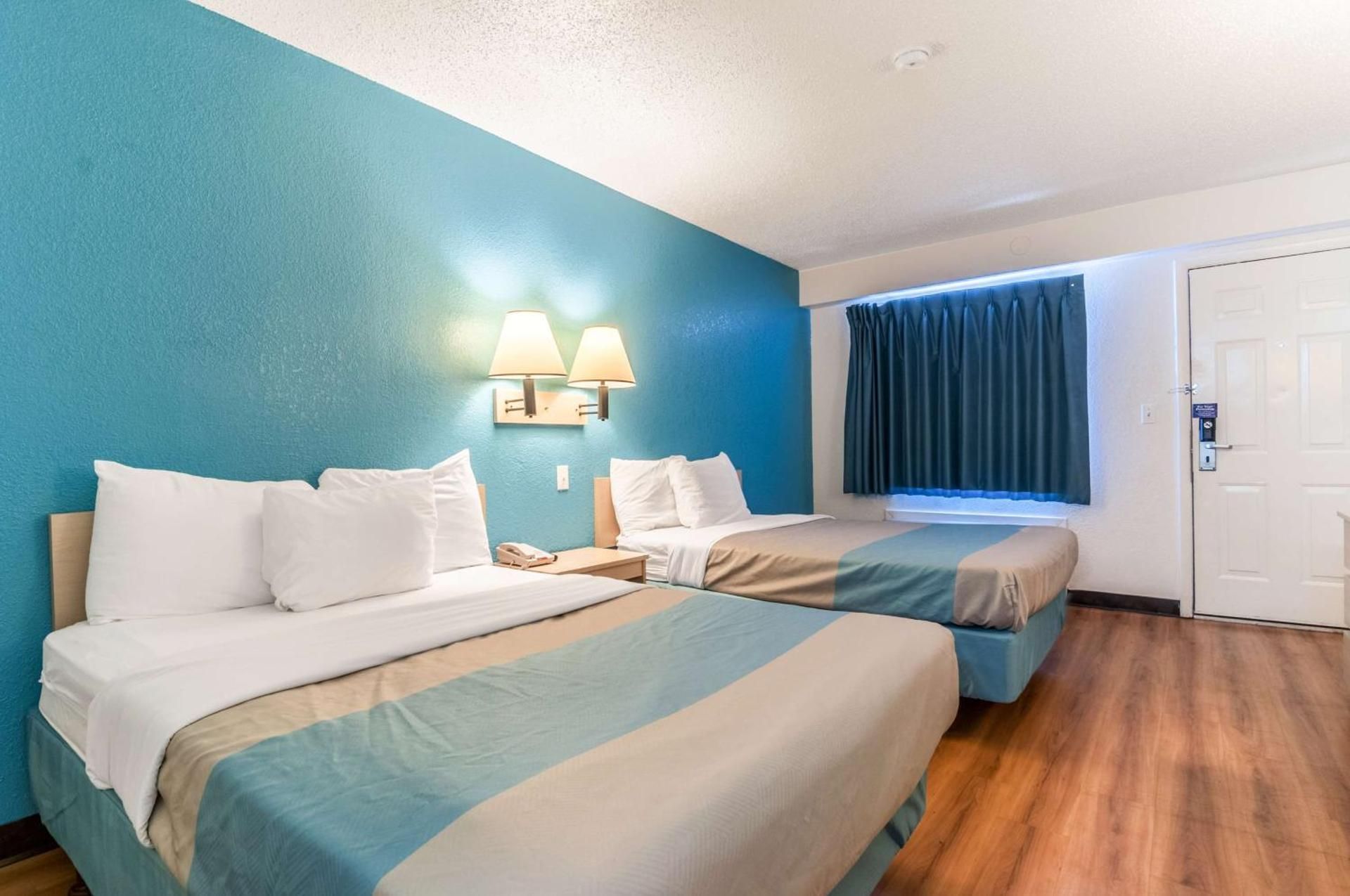 Quadruple Room - Non-Smoking