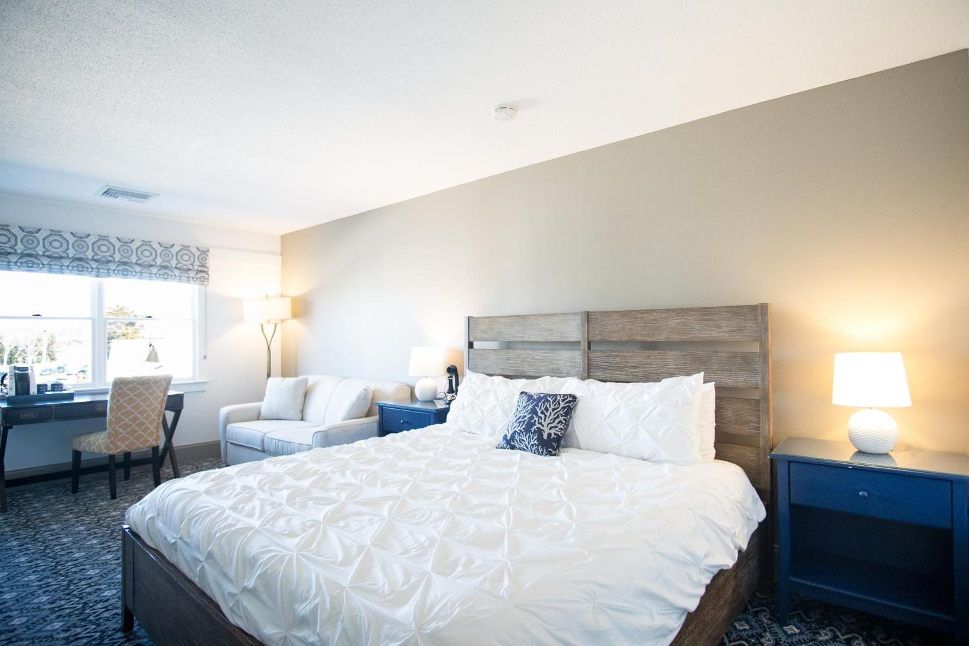 Standard King Room