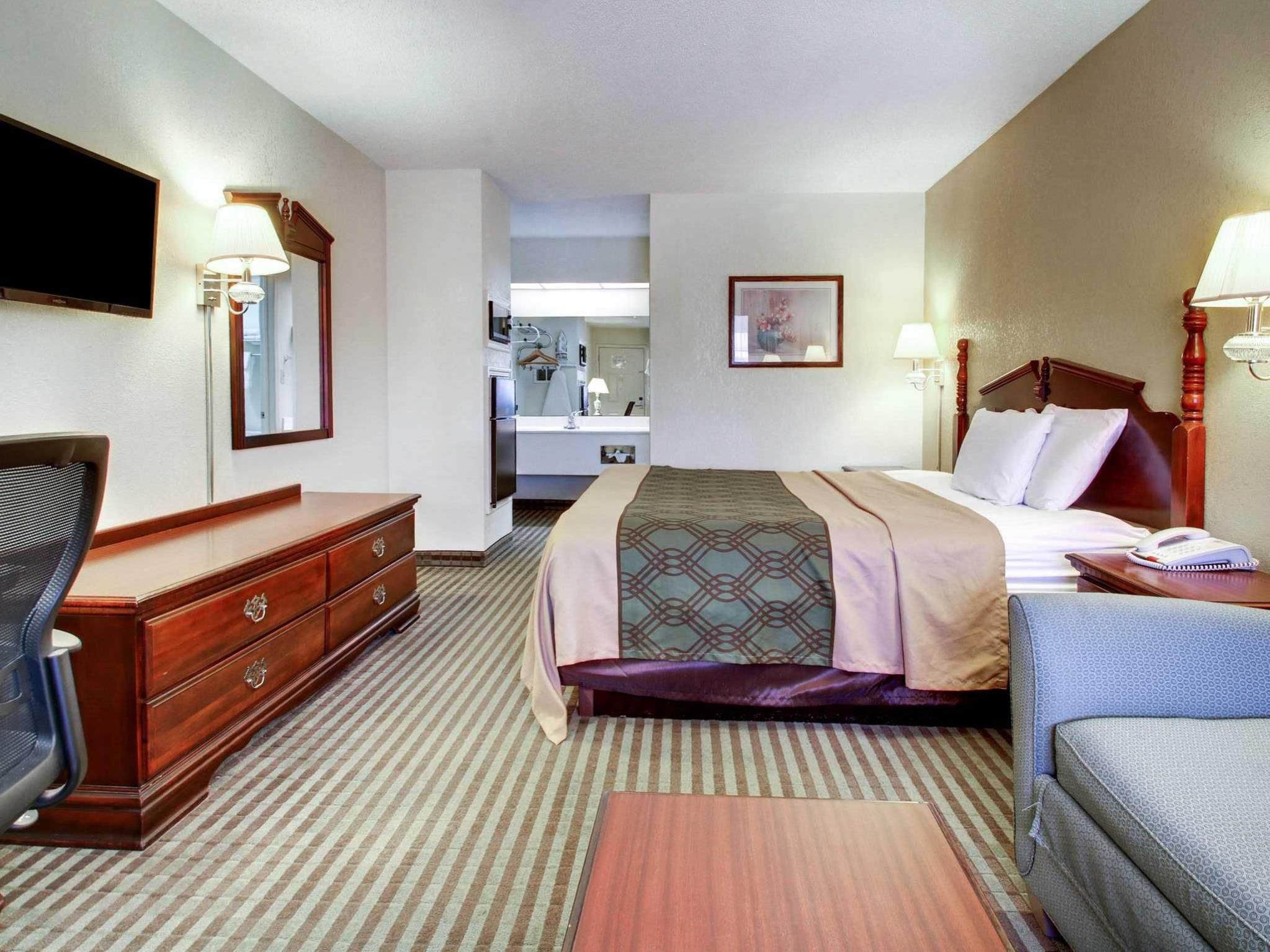 King Room - Non-Smoking