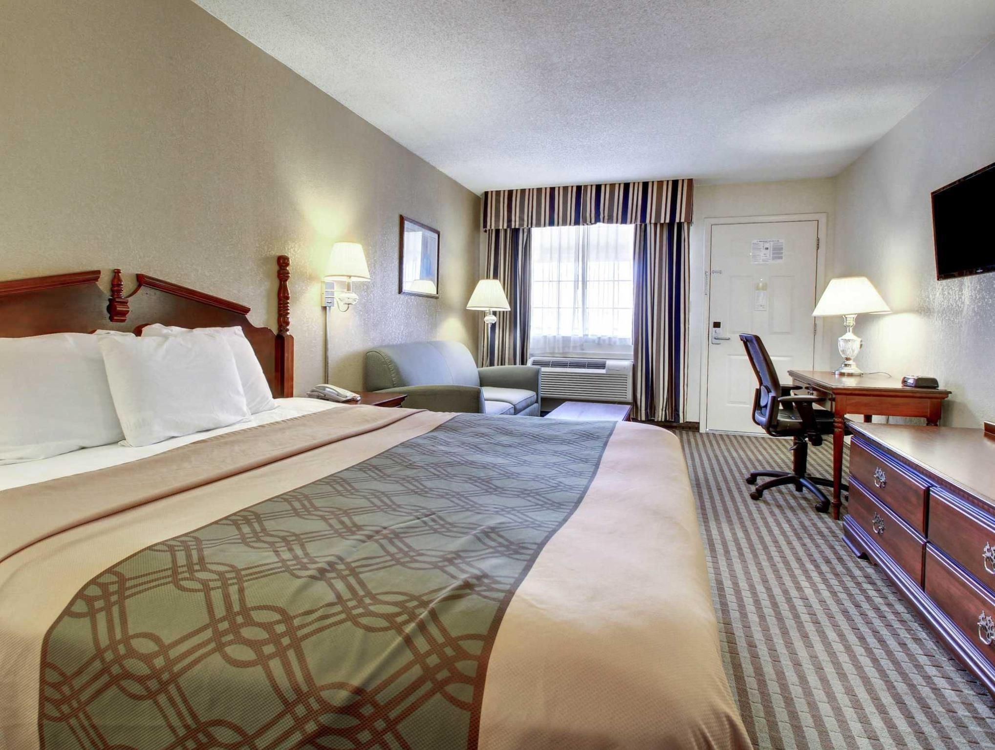 King Room - Non-Smoking