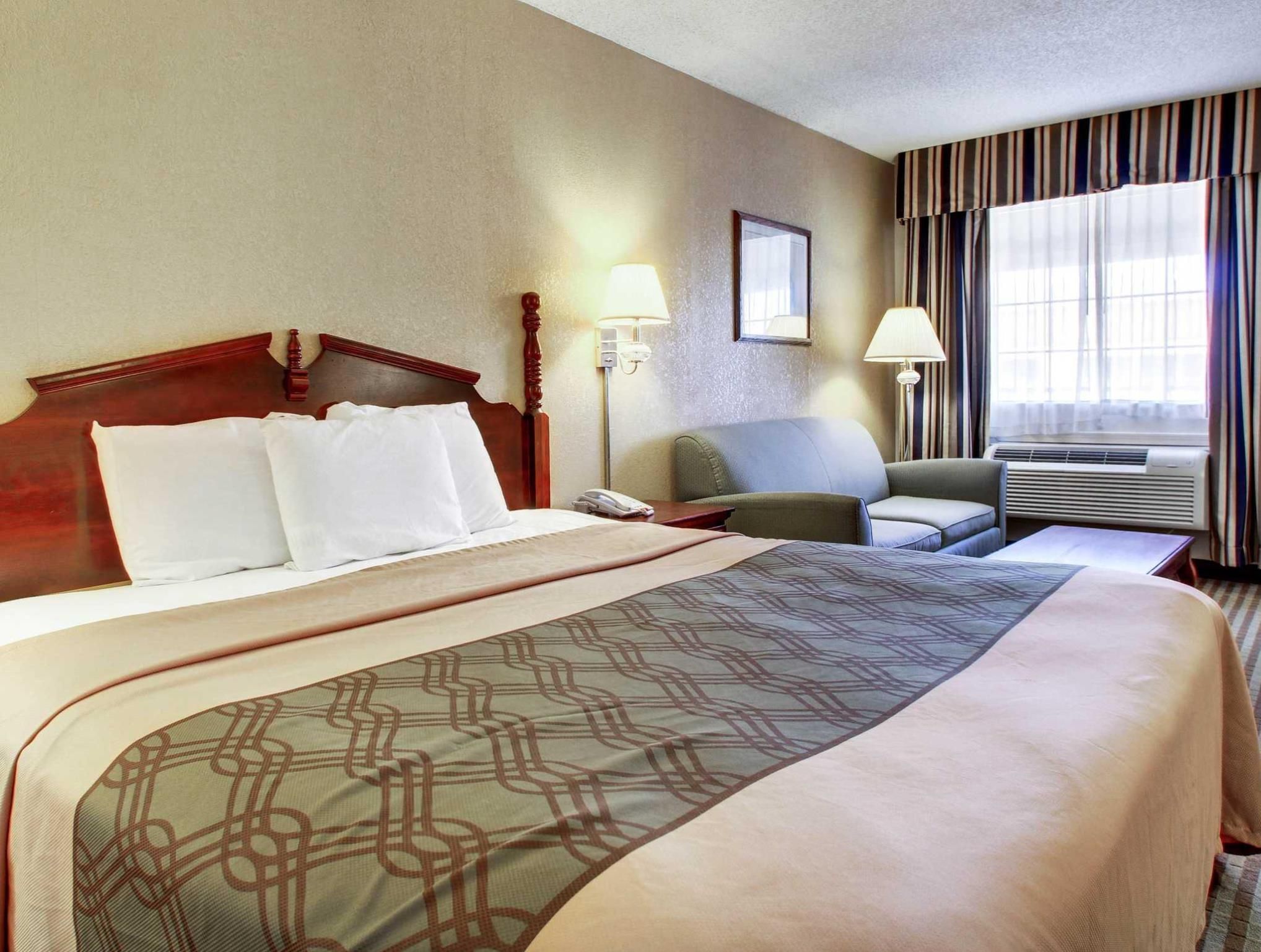 King Room - Non-Smoking