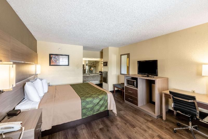 King Room - Accessible/Non-Smoking