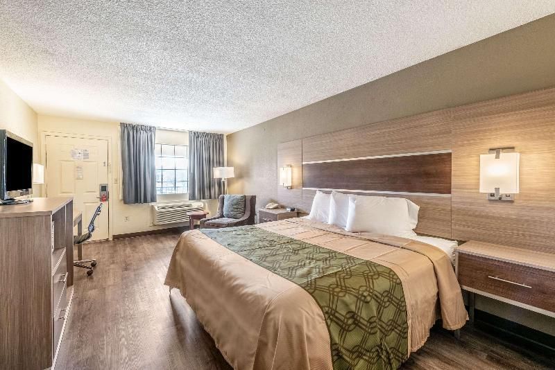 King Room - Accessible/Non-Smoking