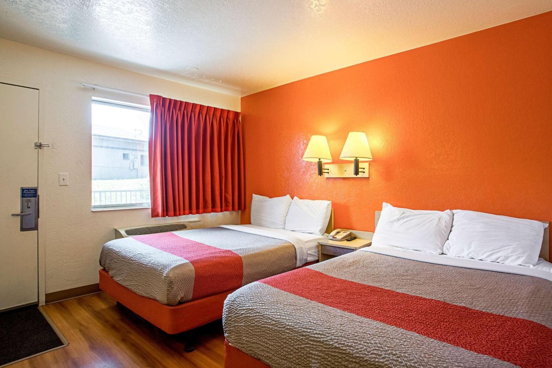 Classic Quadruple Room