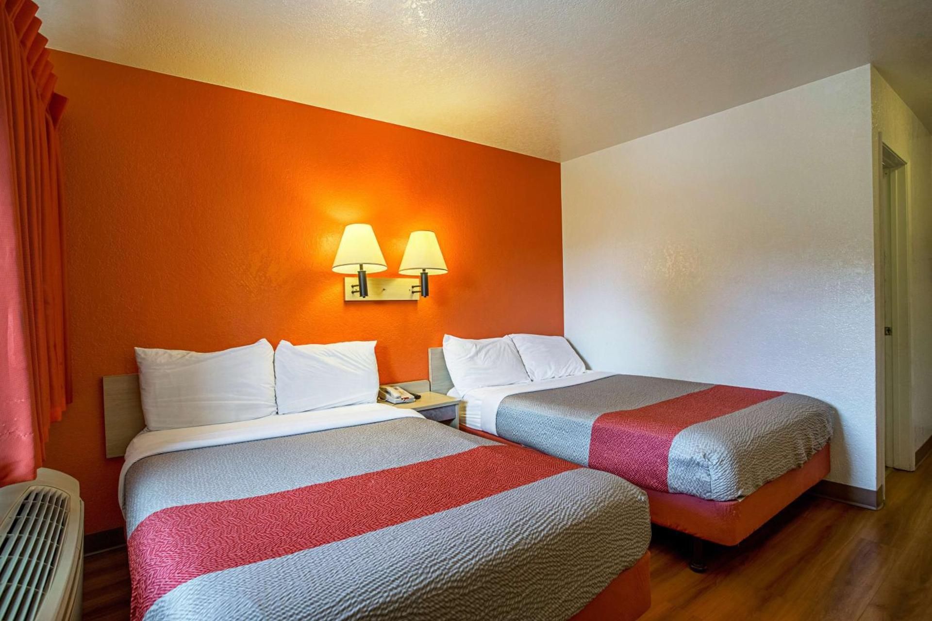 Classic Quadruple Room