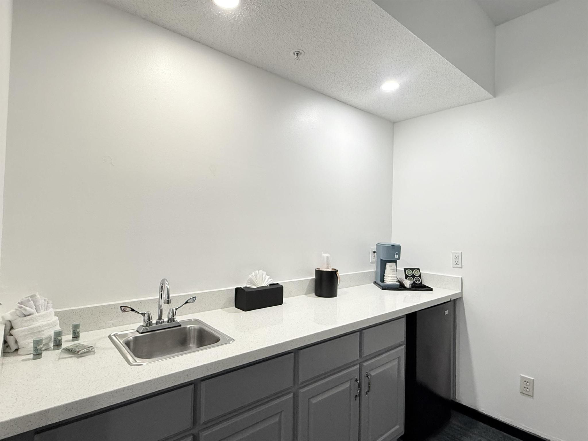 Suite-1 King Bed, Non-Smoking, Separate BedRoom, SofaBed