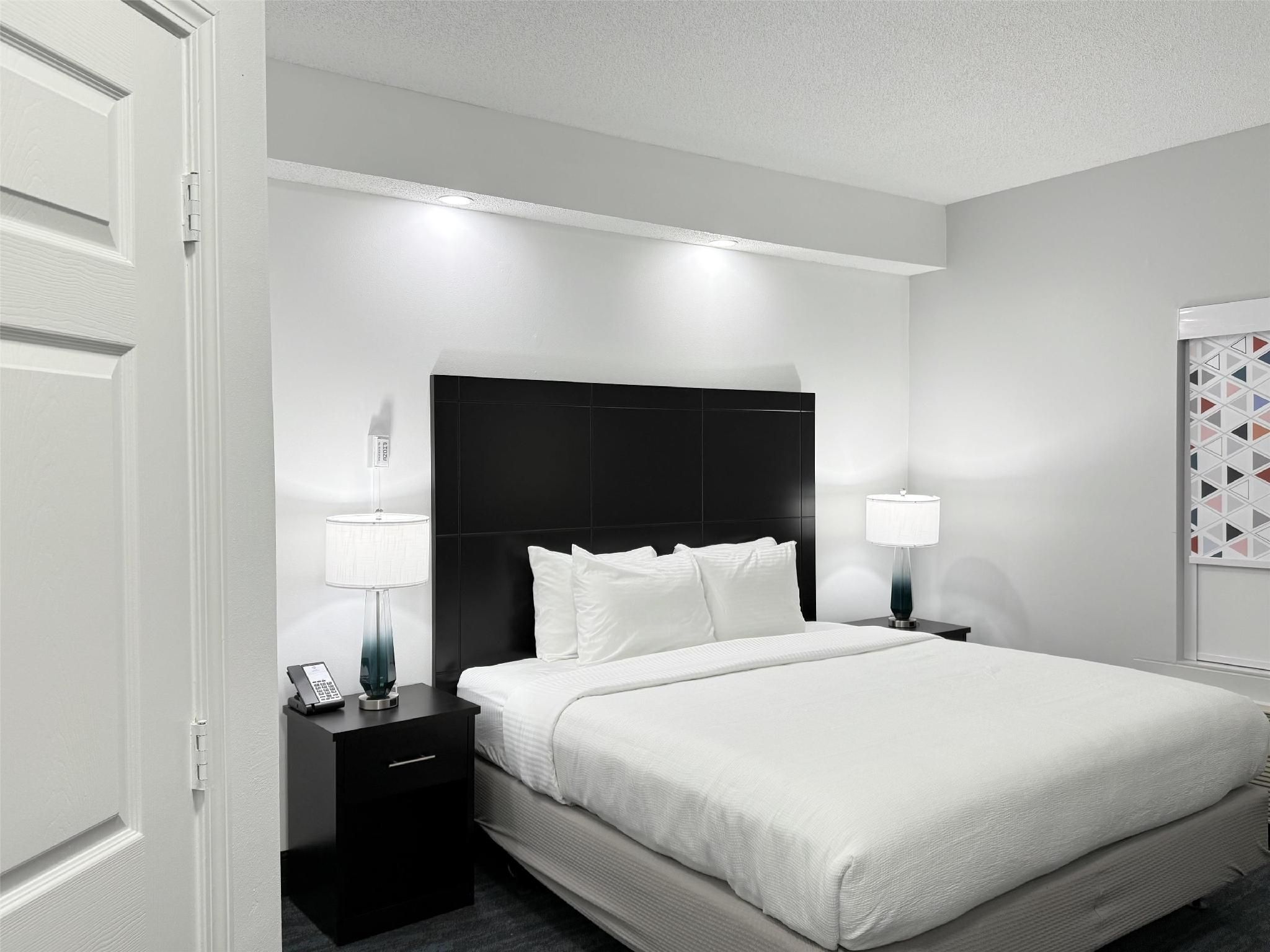 Suite-1 King Bed, Non-Smoking, Separate BedRoom, SofaBed