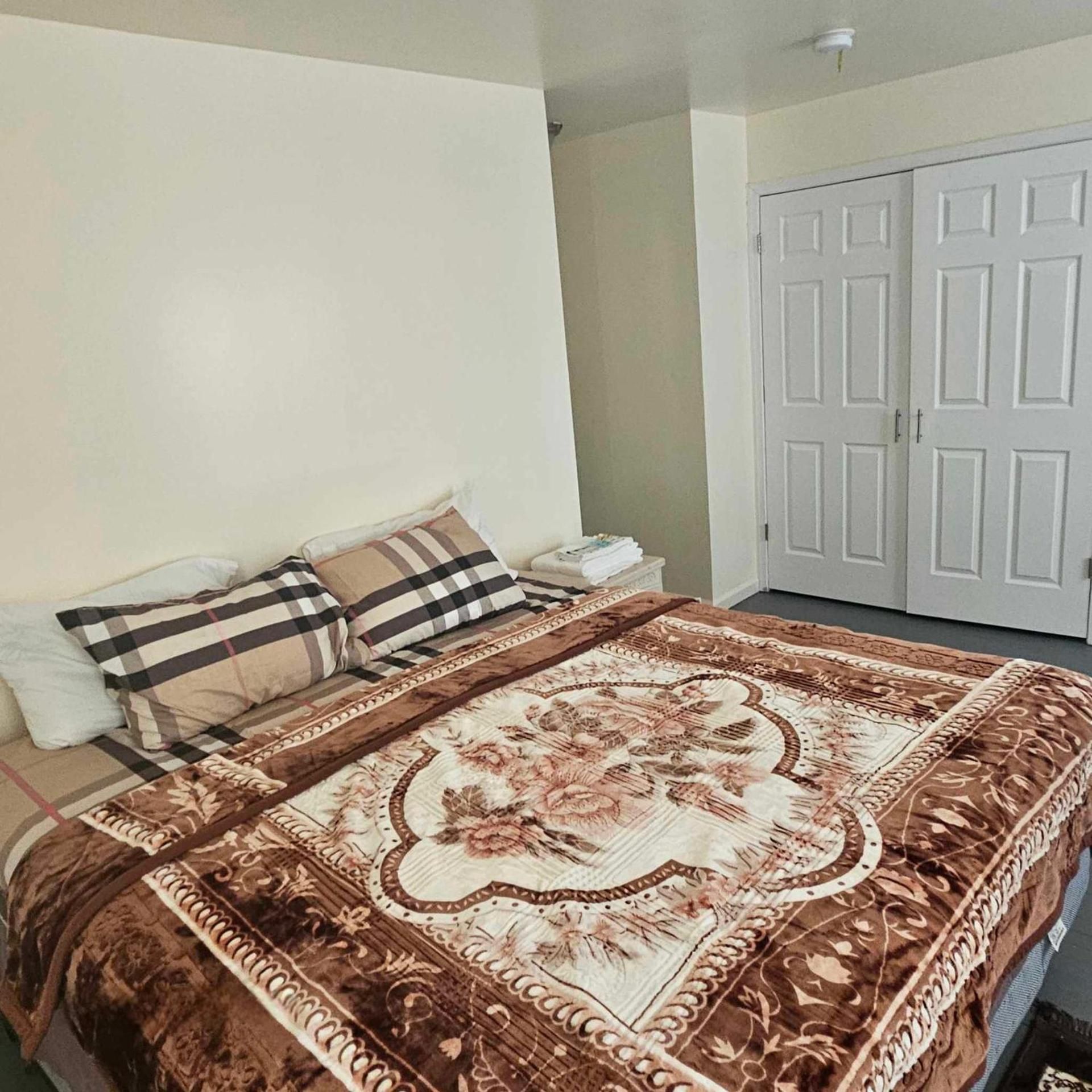 Standard King Room
