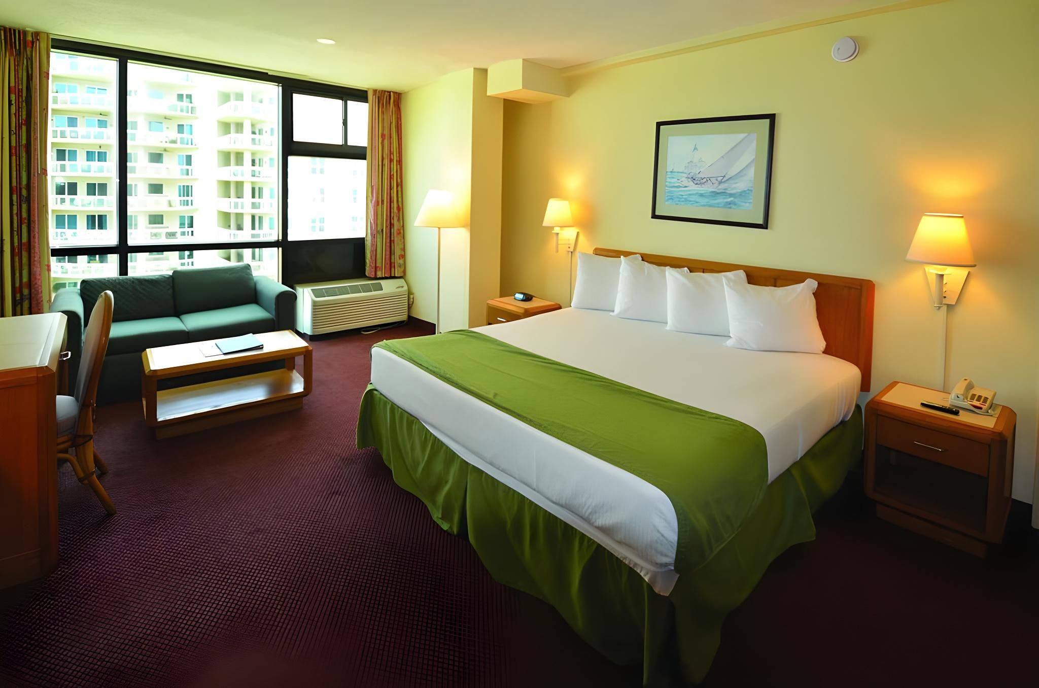 1 King Bed, Deluxe Efficiency Room, Non-Smoking