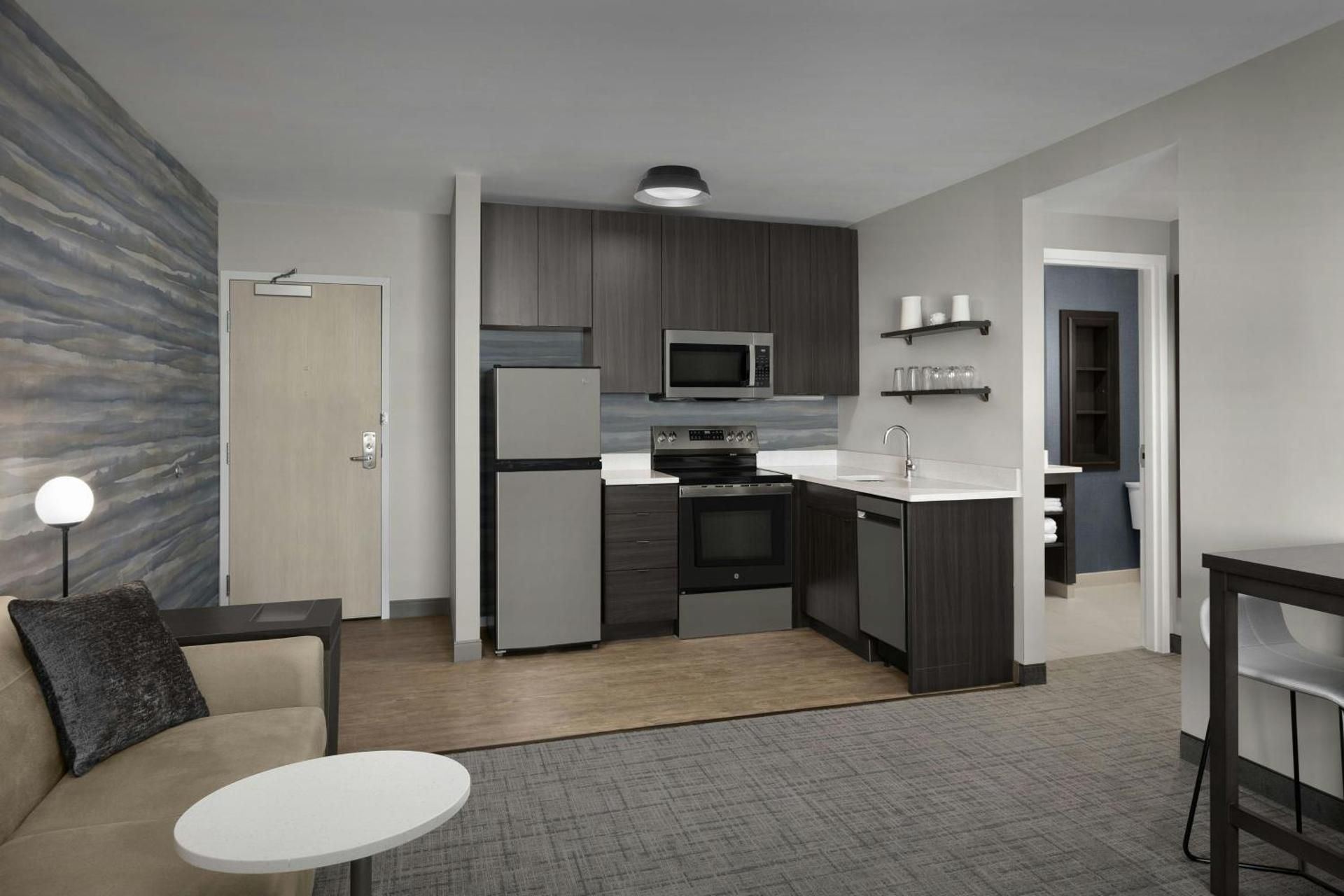 Residence Inn by Marriott Dayton Miamisburg One-Bedroom King Suite with Sofa Bed - Hearing Accessible 3