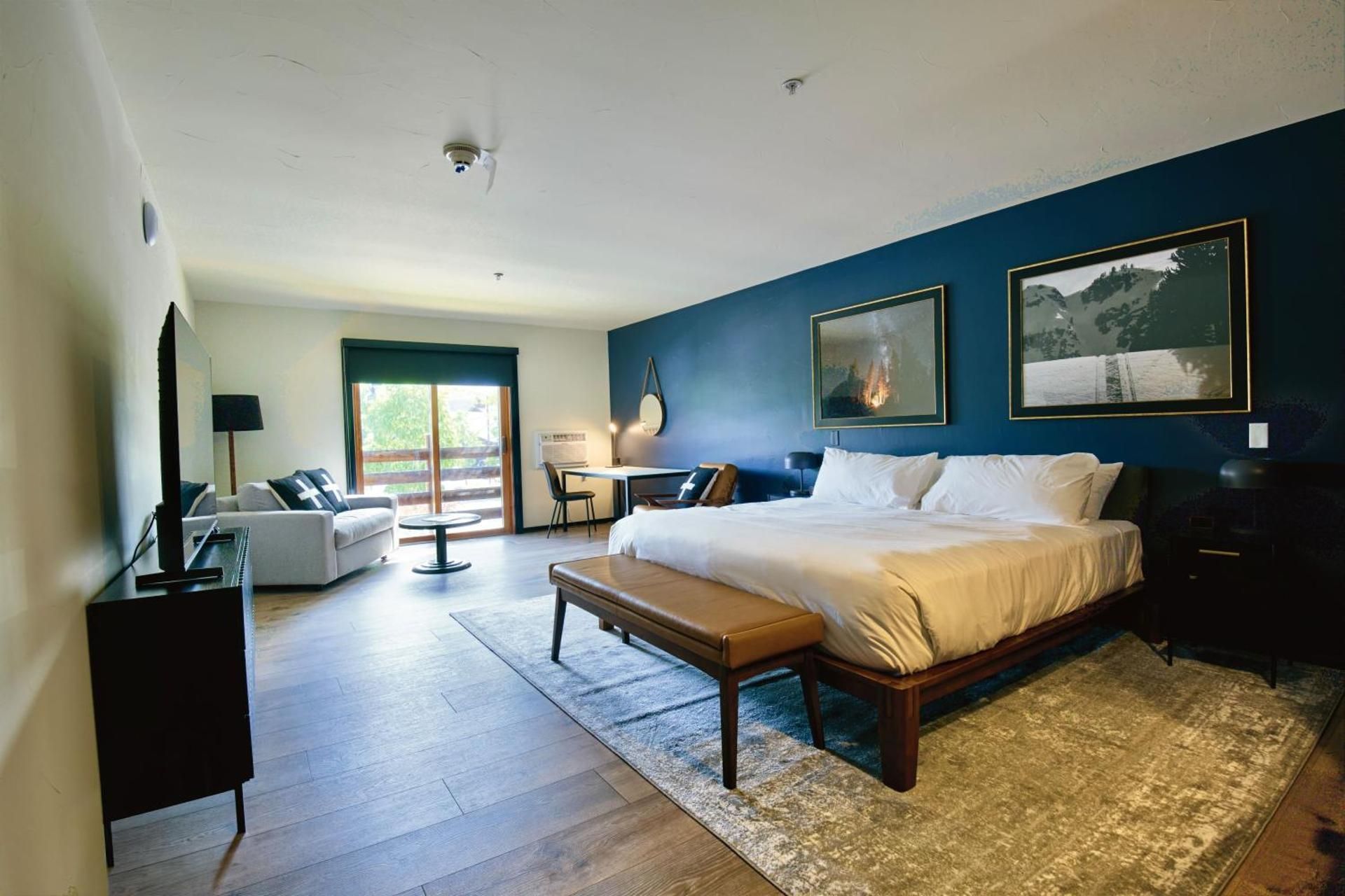 Gravity Haus Big Sky Standard Room 3