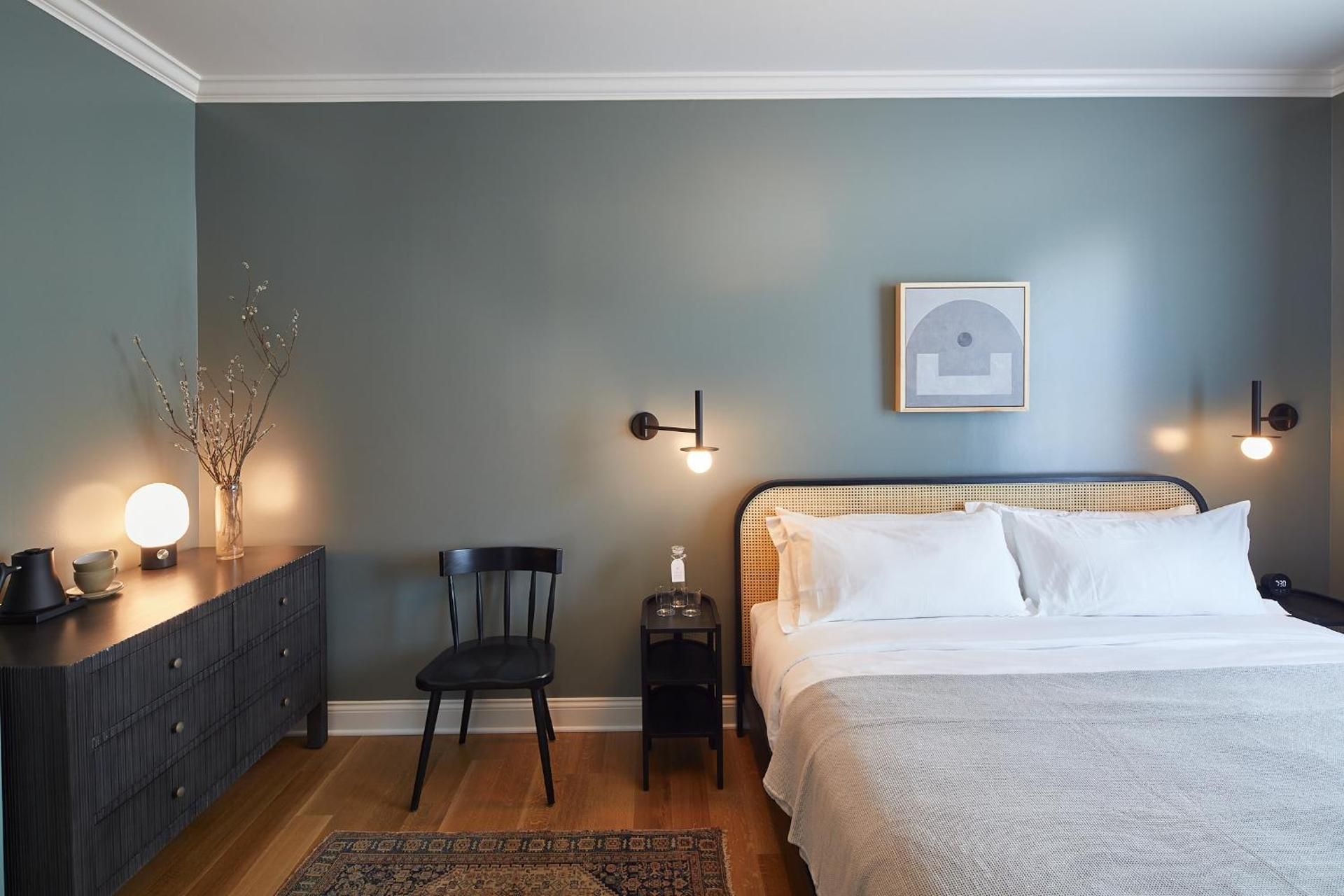 Standard King Room