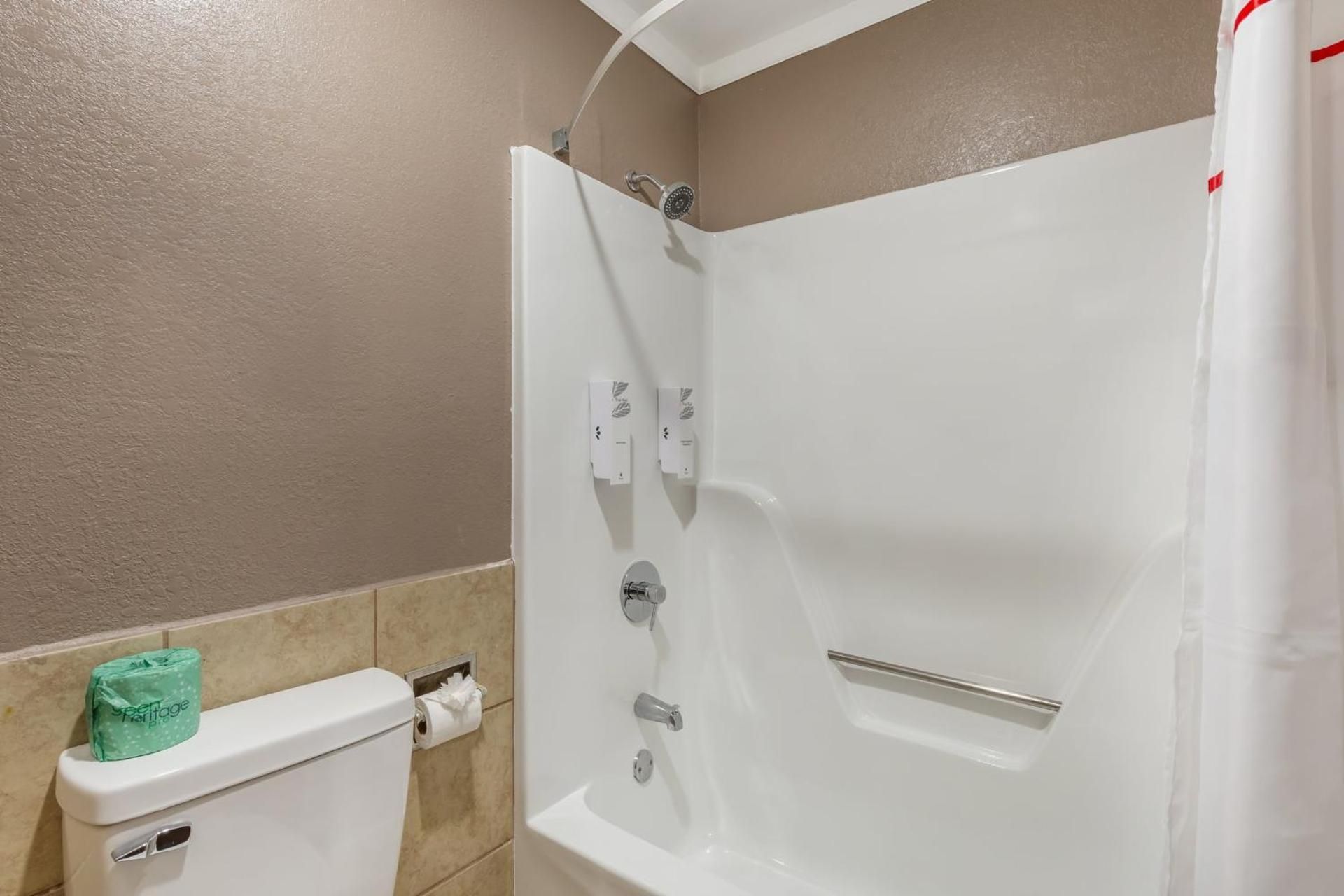 Deluxe King Room with Kitchen Non-Smoking