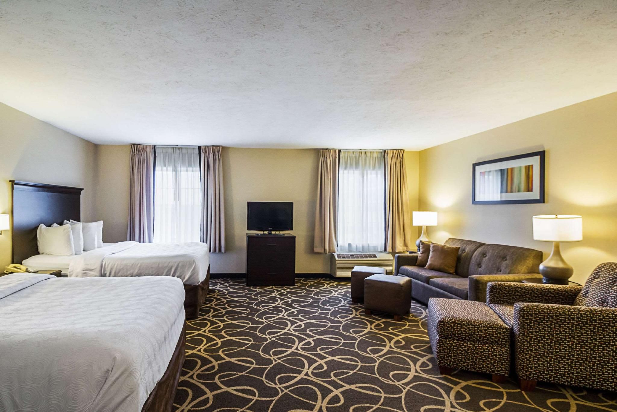 2 Queen Beds, Suite, Nonsmoking, Accessible
