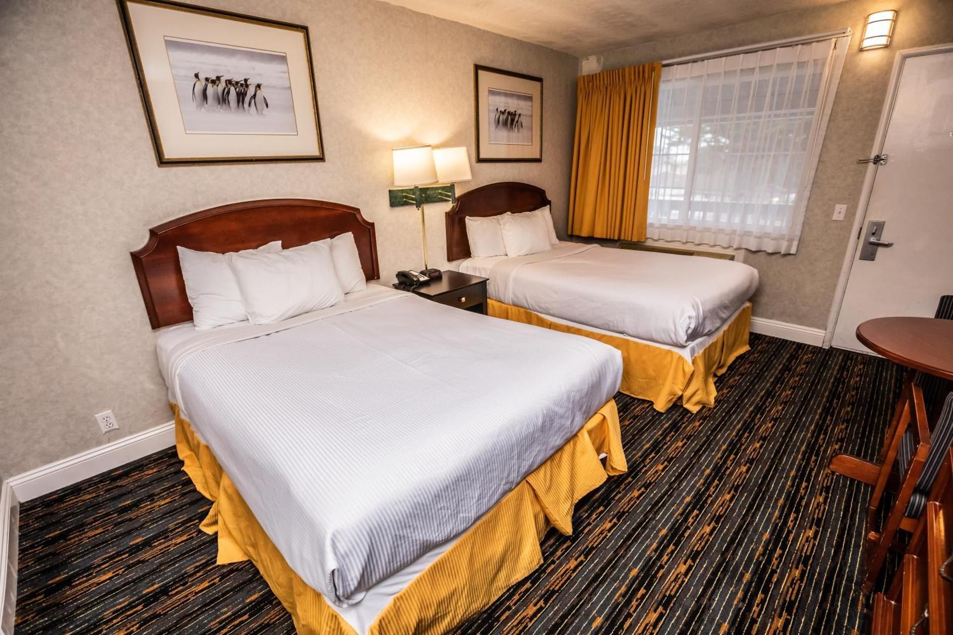 2 Double Bed Room