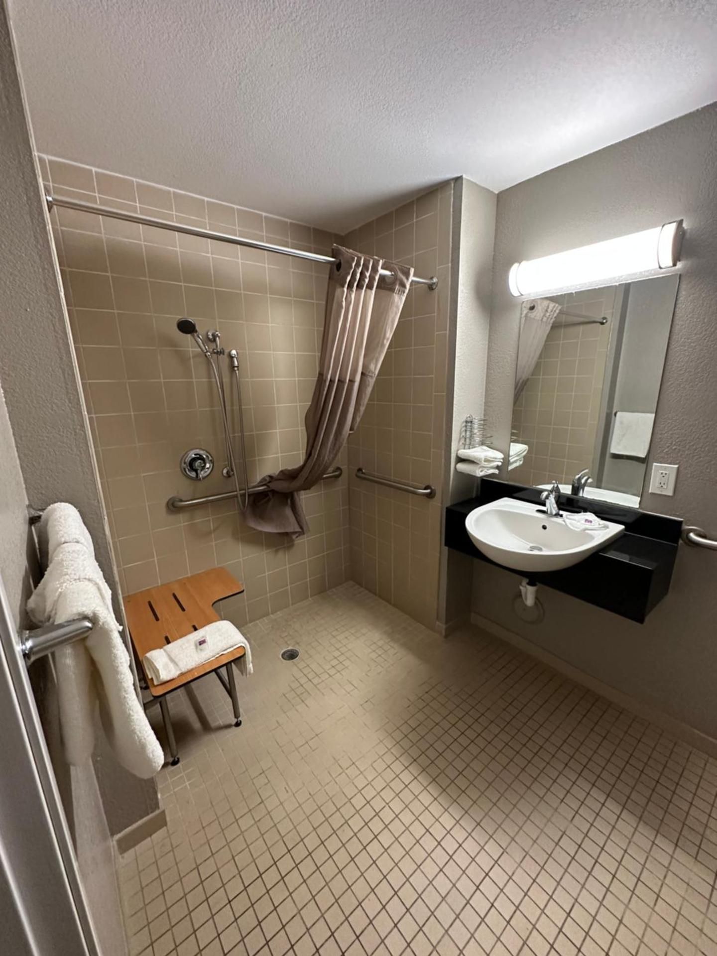 King Room with Roll-In Shower - Disability Access