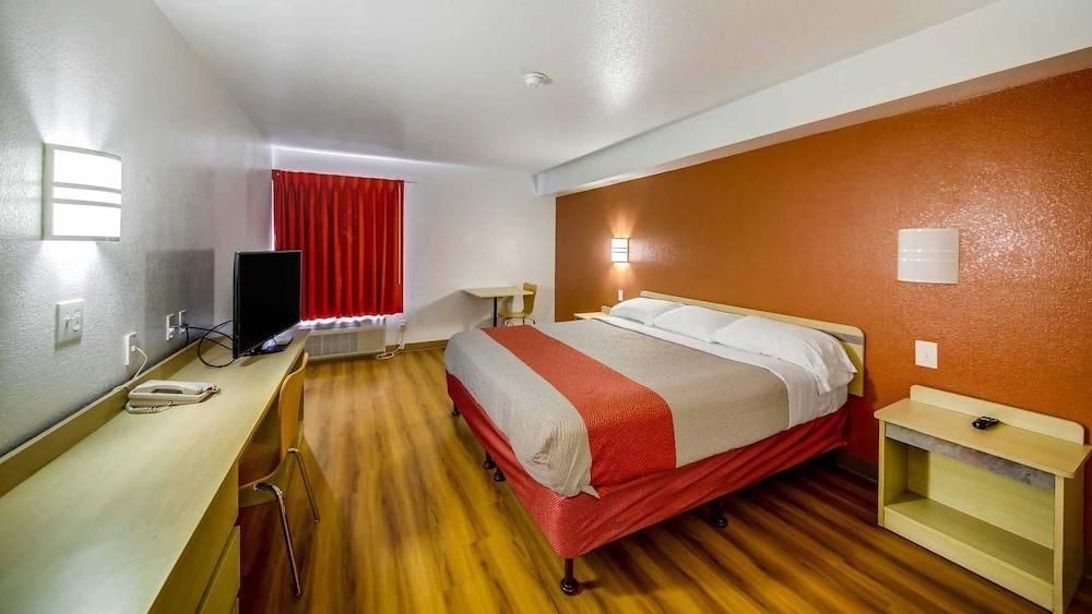 Deluxe Queen Room - Smoking