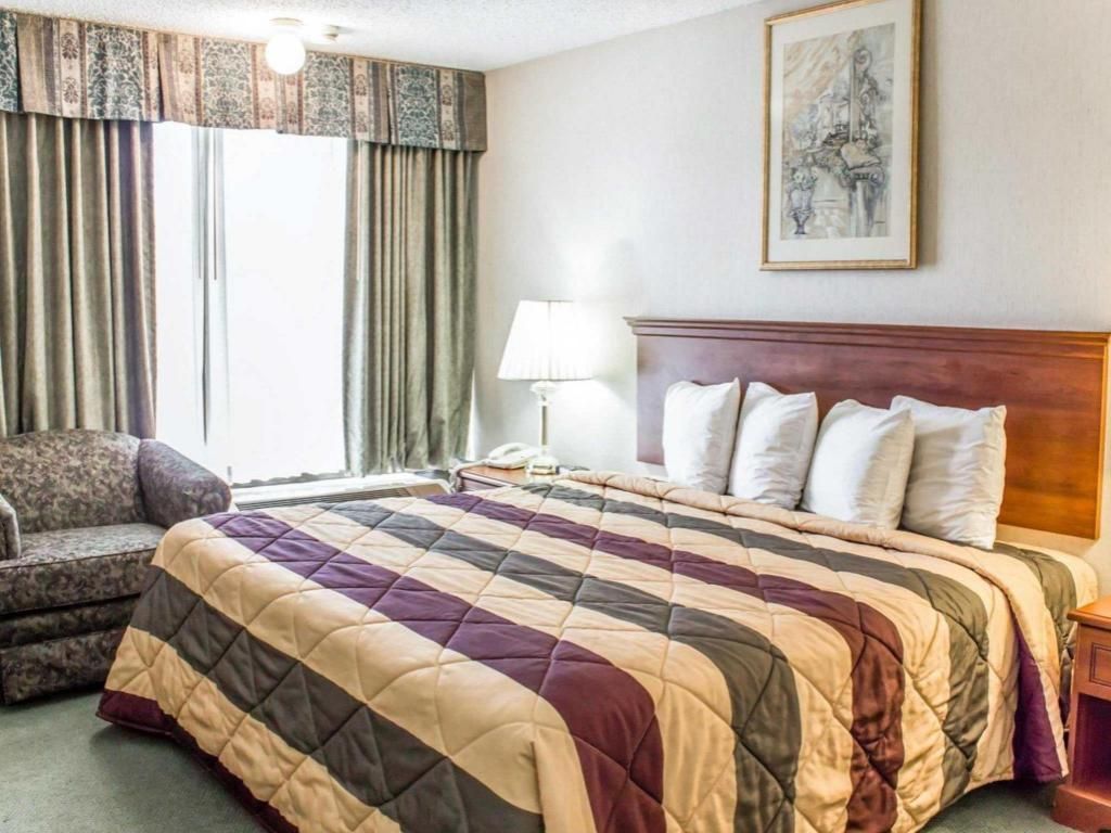 King Room - Non-Smoking