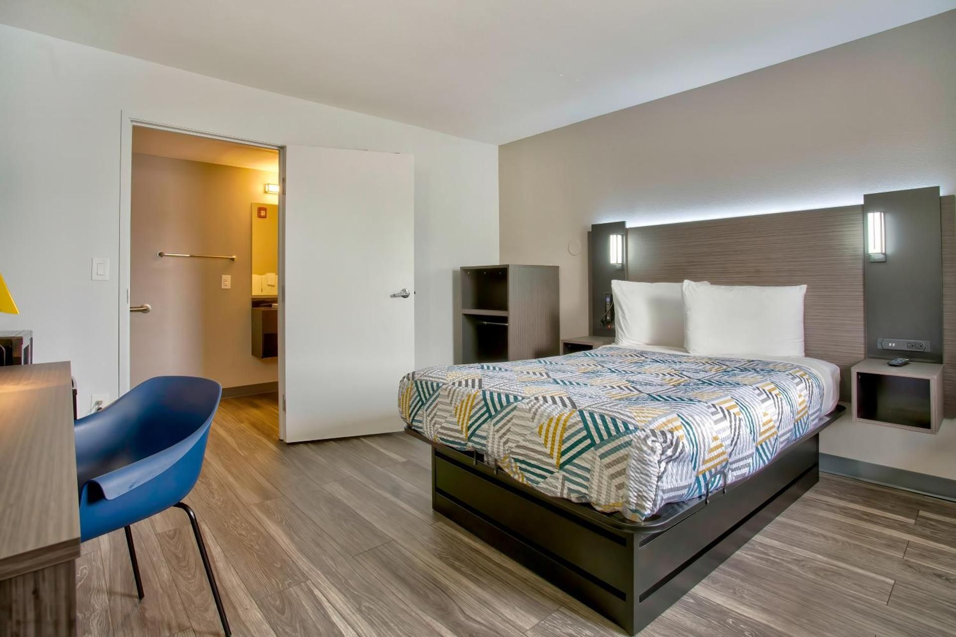 Double Room - Disability Access - Non-Smoking