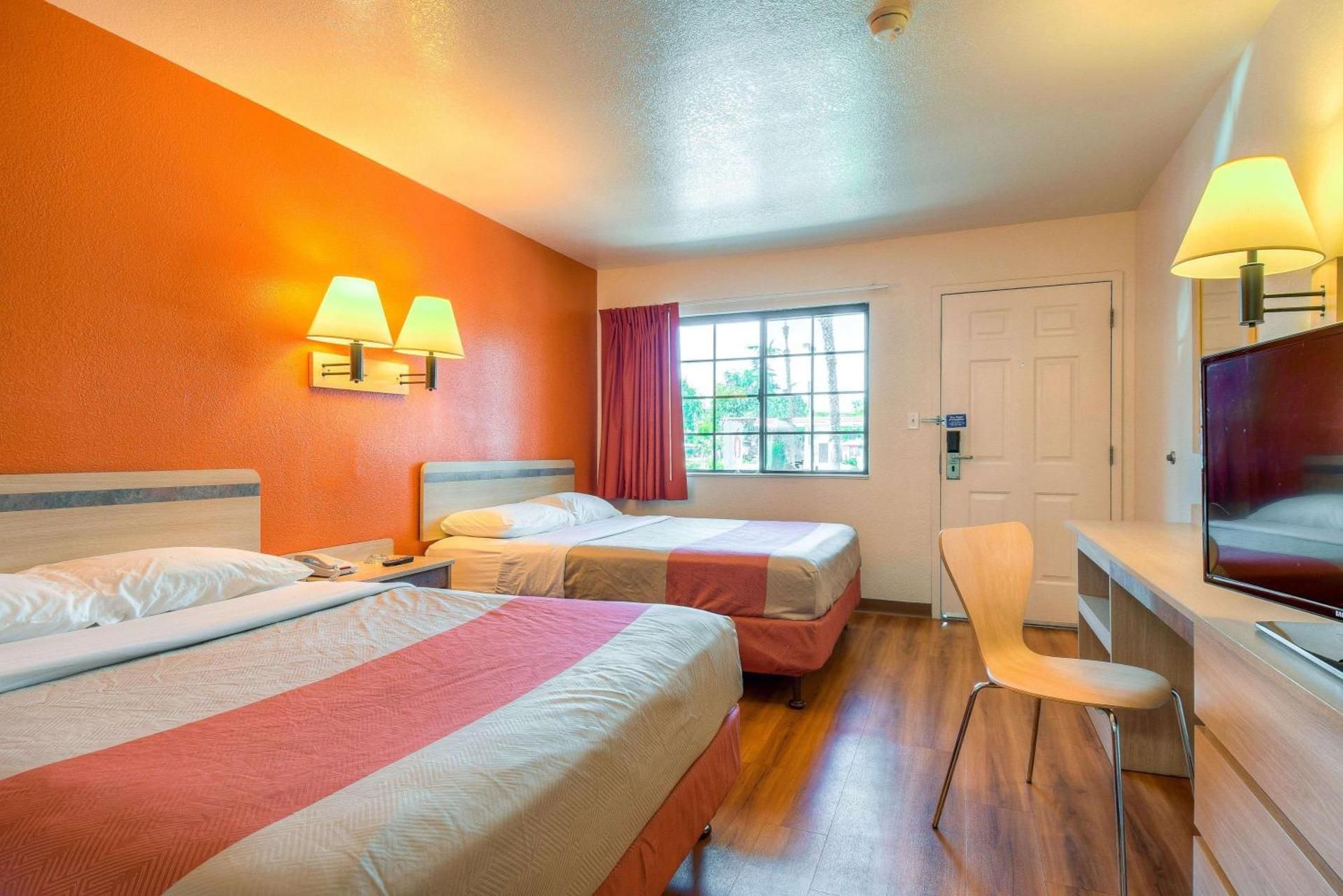 Deluxe Queen Room with Two Queen Beds