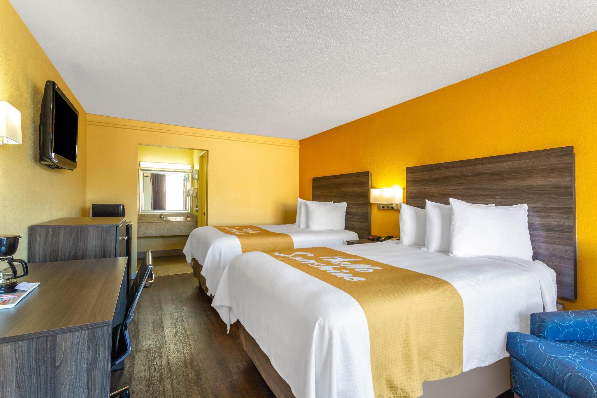 Two Double Beds Non-Smoking