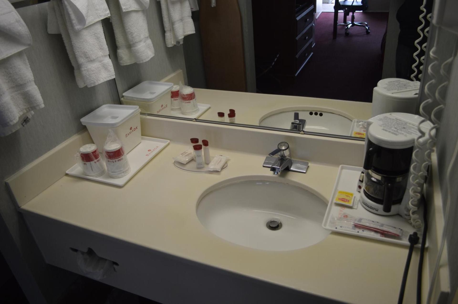 Red Carpet Inn and Suites Hazleton PA King Non Smoking Room 3