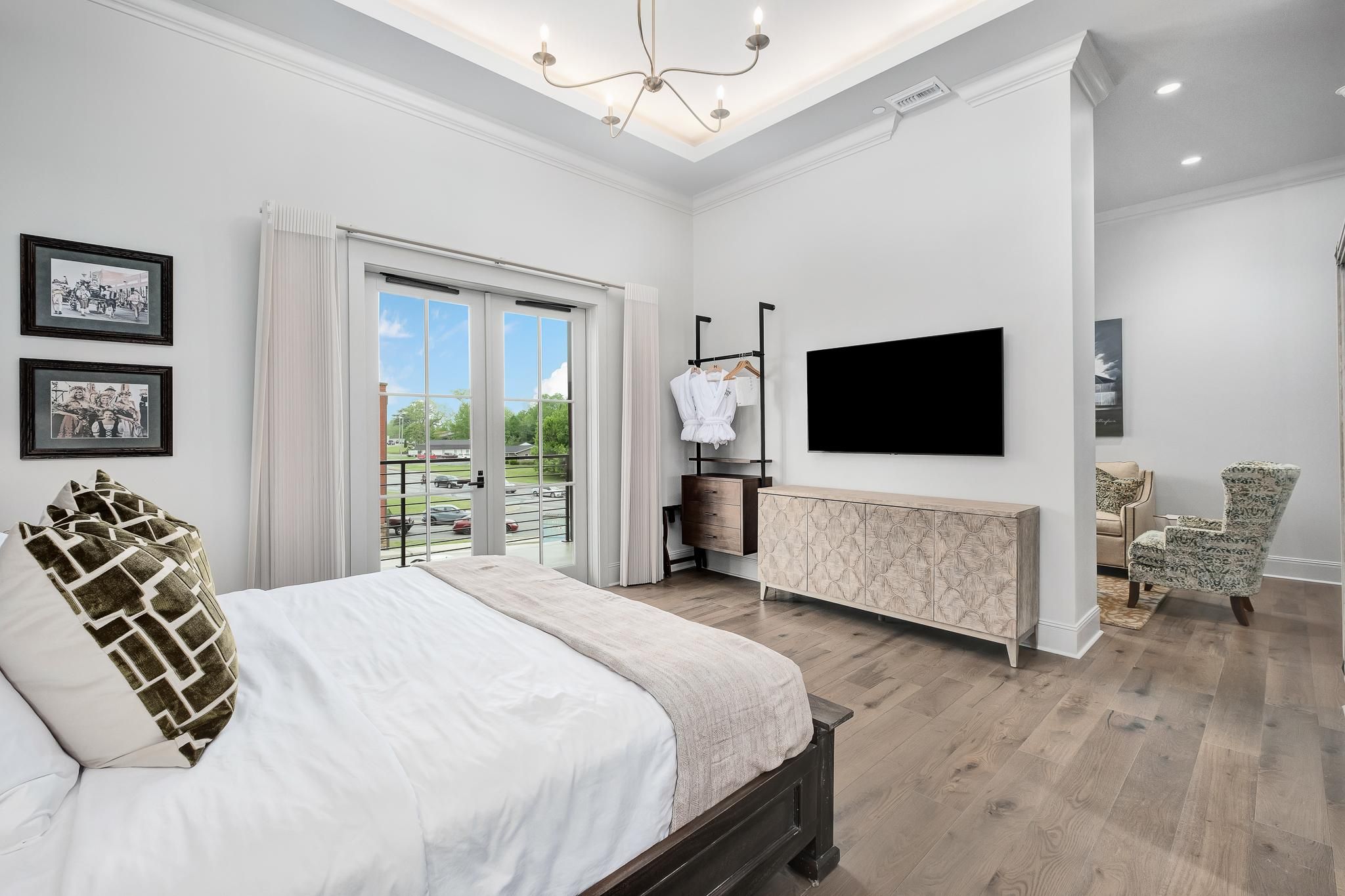 Deluxe Suite
