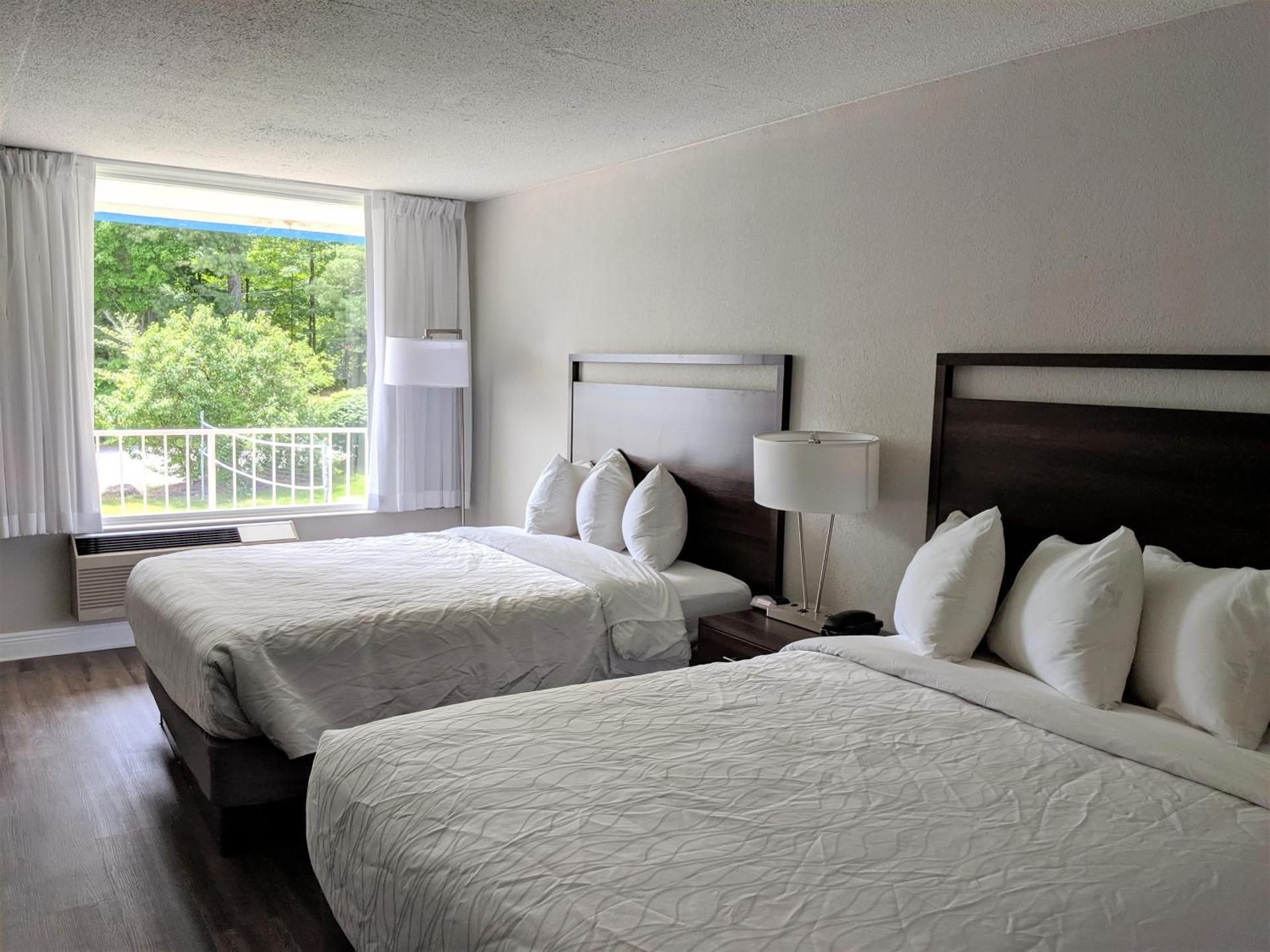 Deluxe Room with Two Queen Beds - Beachside
