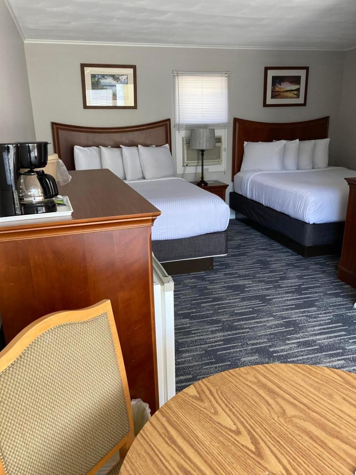 Two Queen Beds (Standard Building)