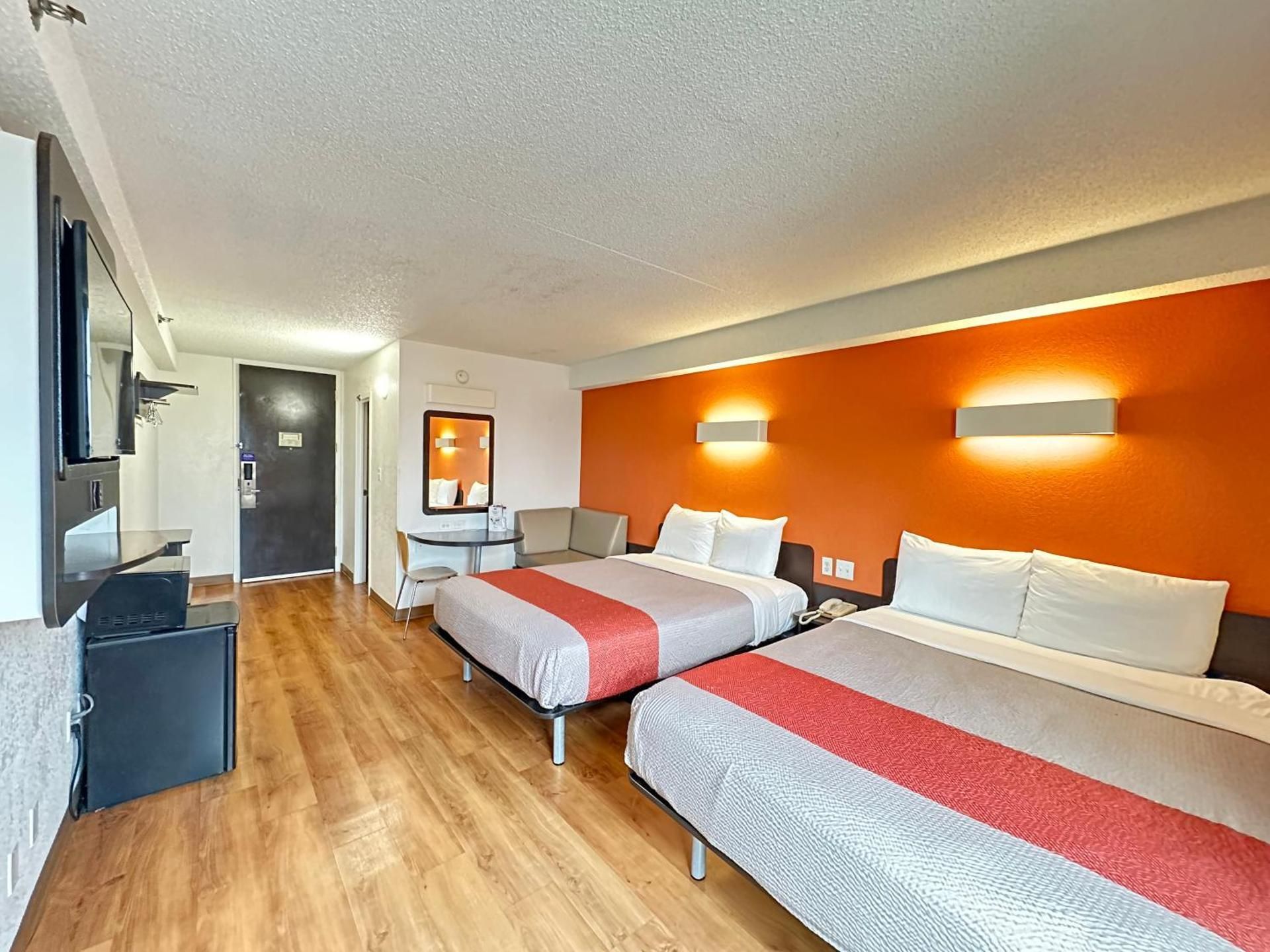 Deluxe Queen Room with Two Queen Beds