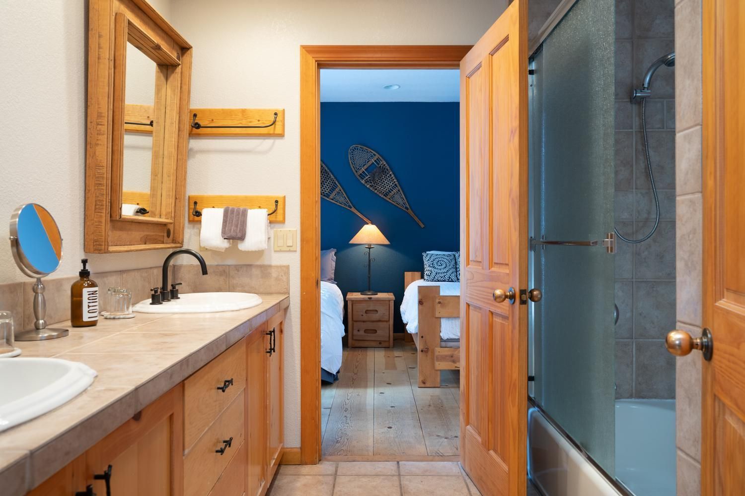 Two-Bedroom Cottage with Kitchenette