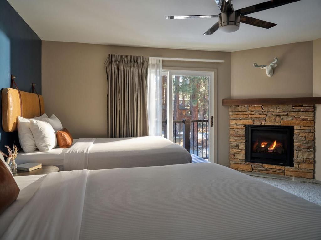 Black Bear Lodge Deluxe Suite