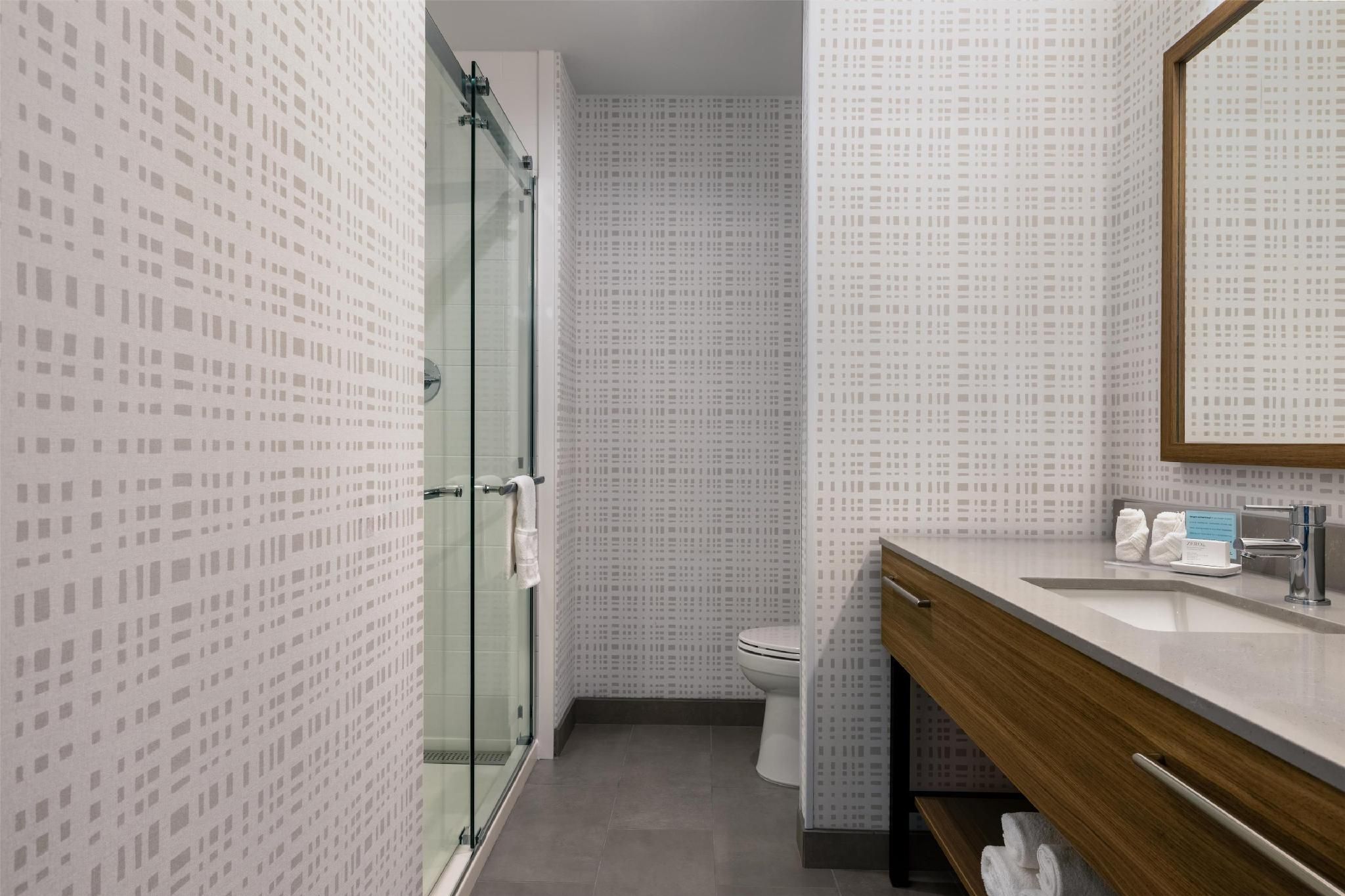 2 Queens Hearing Accessible