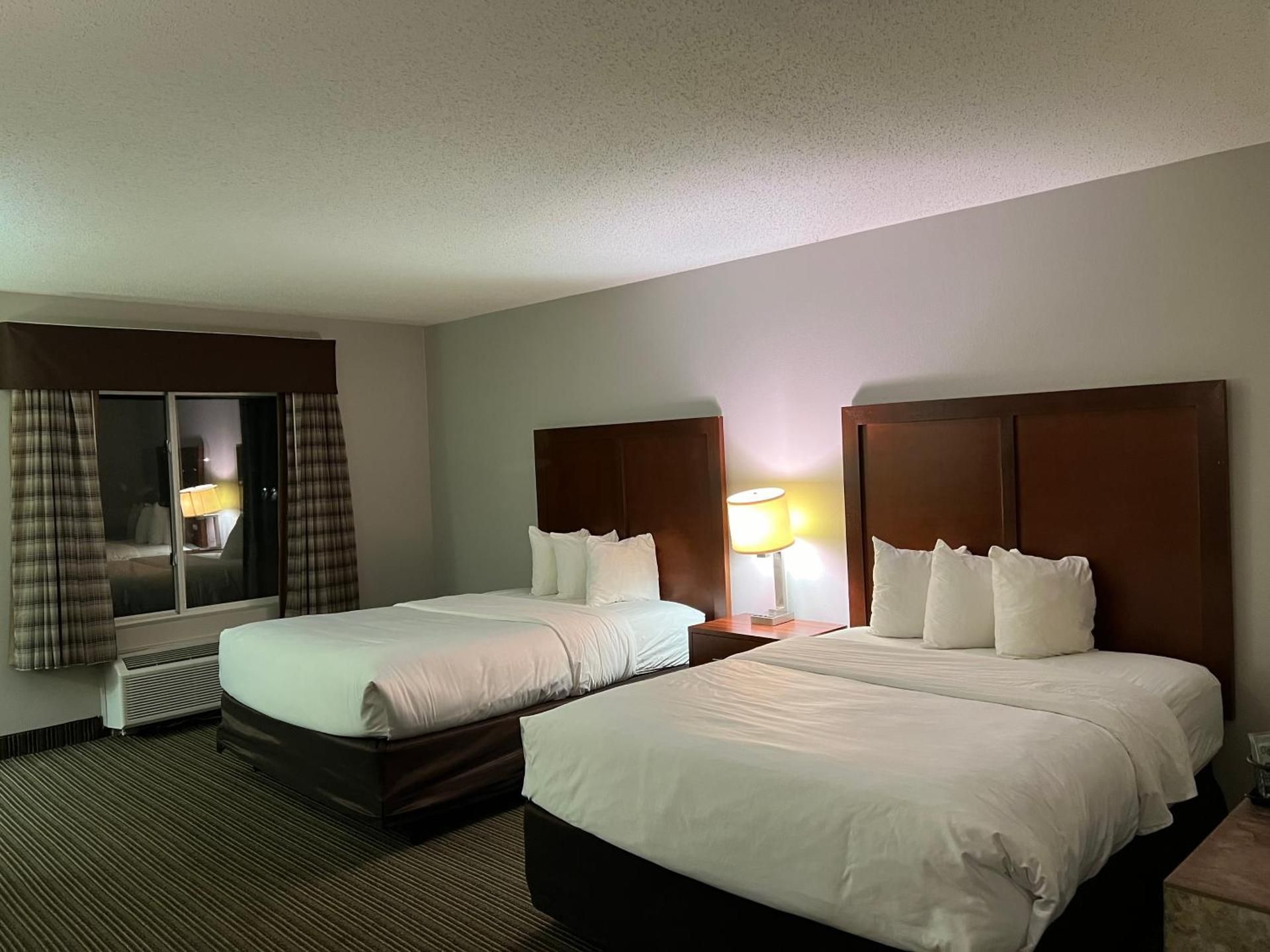 Premium Queen Room with Two Queen Beds - Non-Smoking