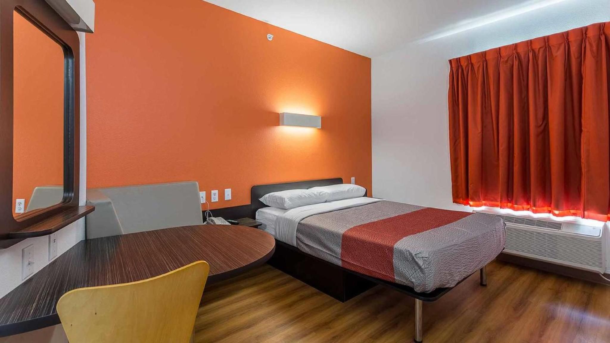 1 Full Bed | ADA/RI Shower/Micfridge