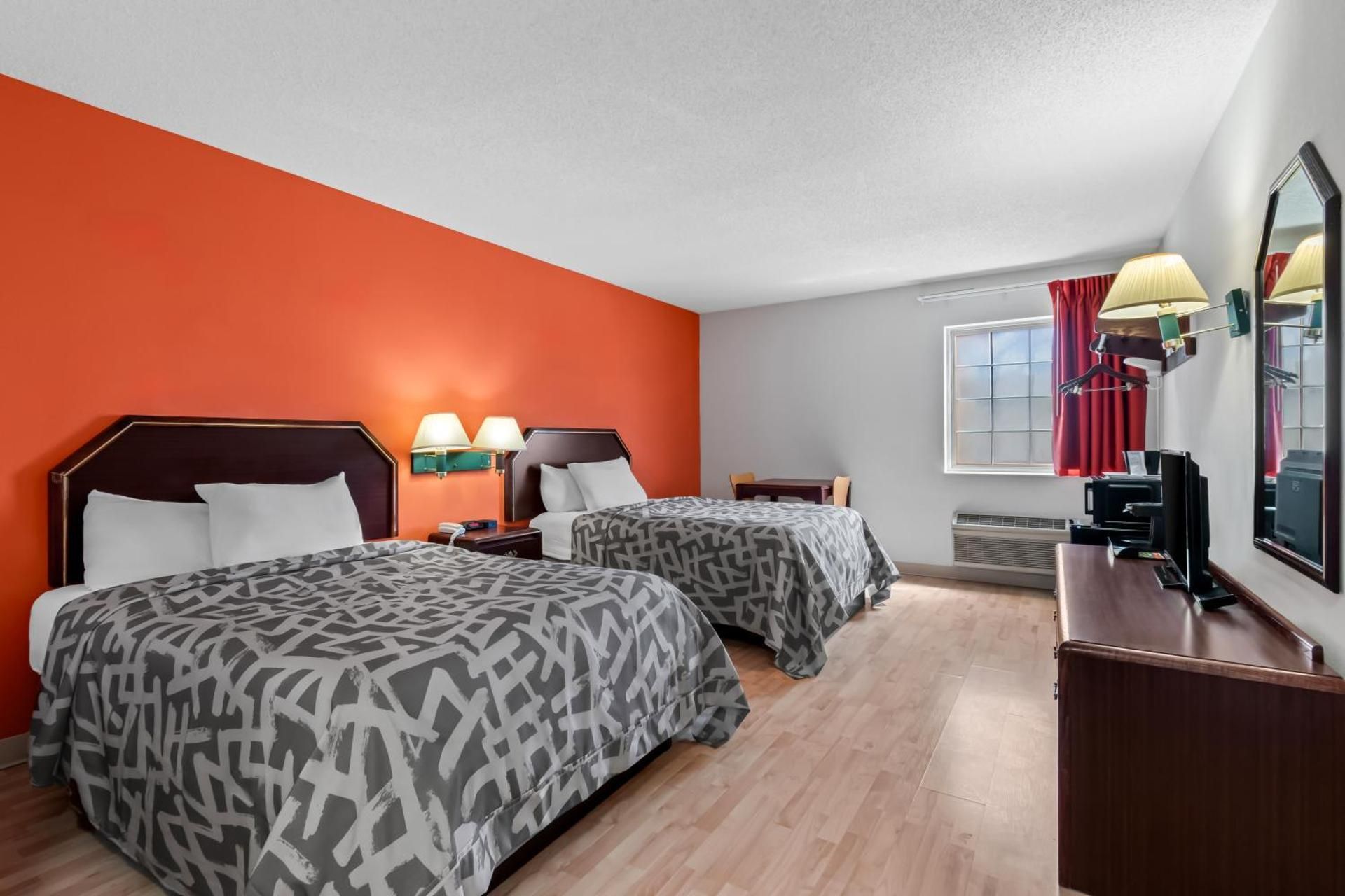 Quadruple Room - Non-Smoking