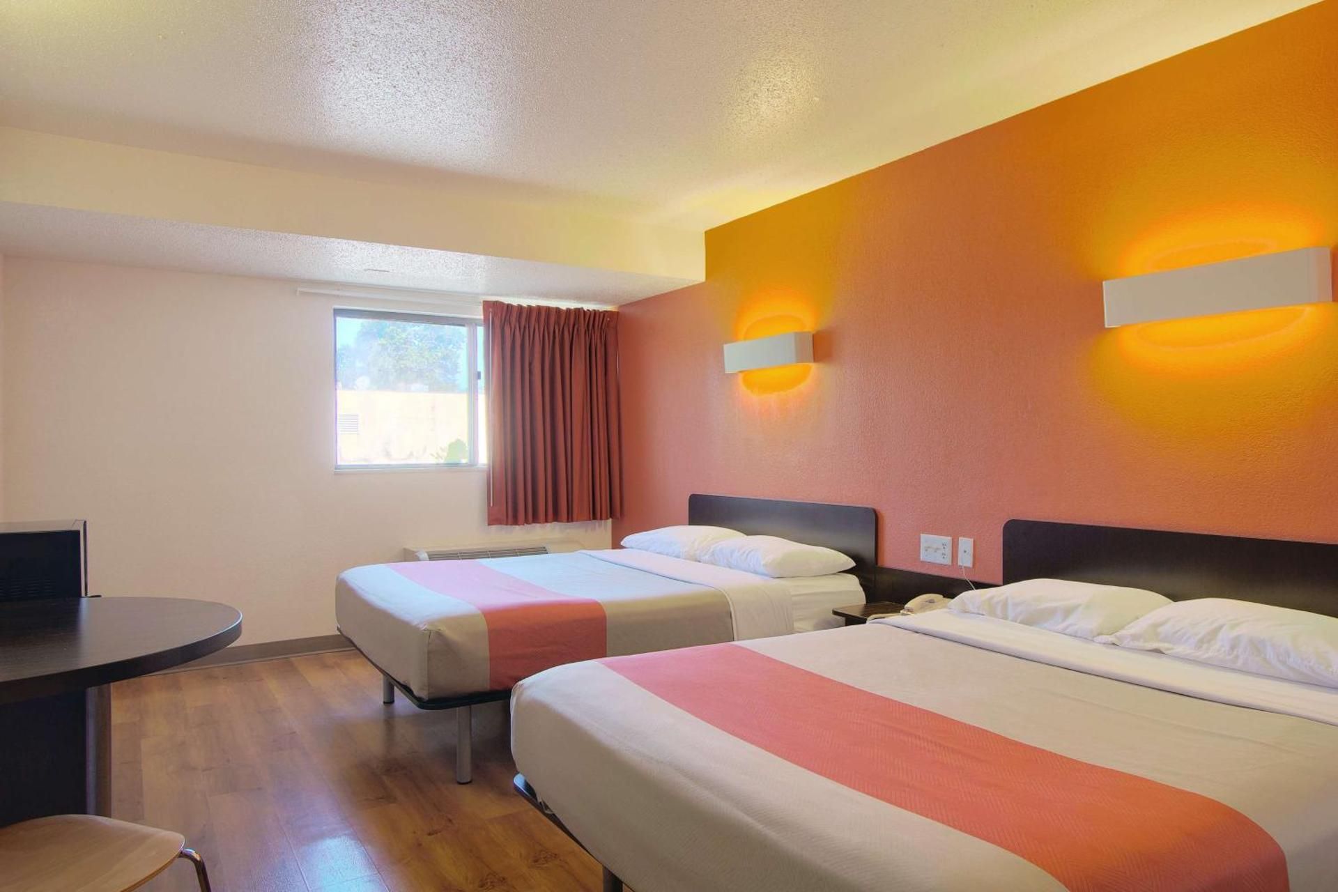 Quadruple Room - Disability Access - Roll in Shower