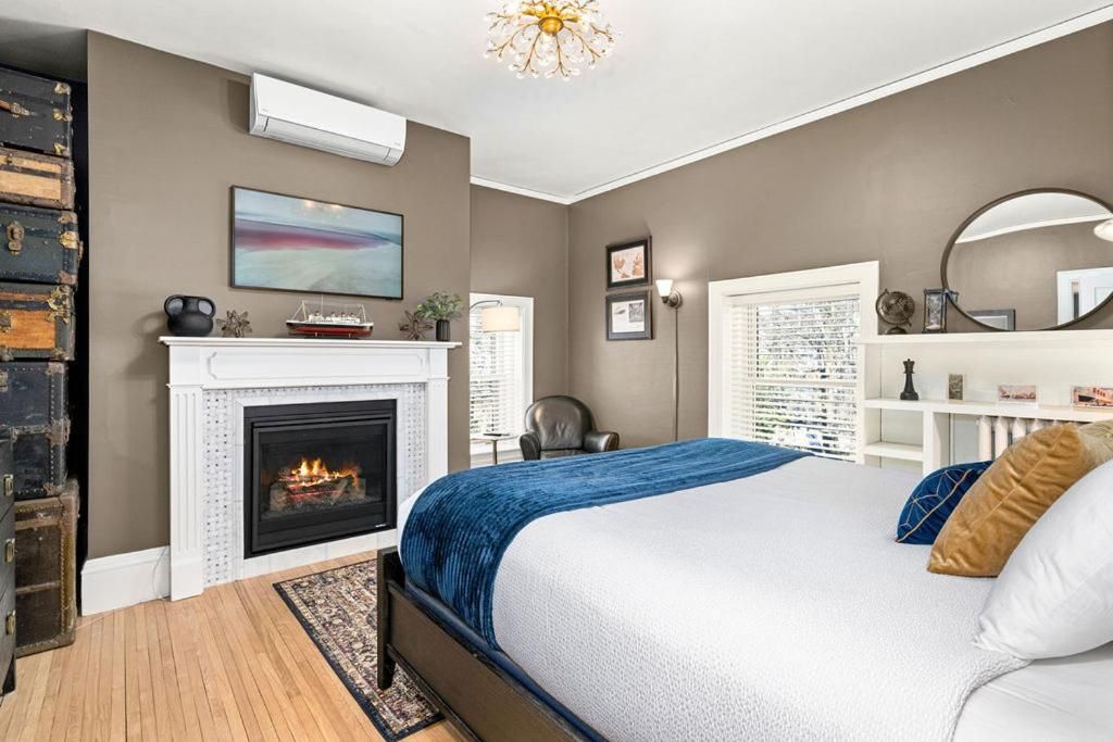 King Suite with Spa Bath