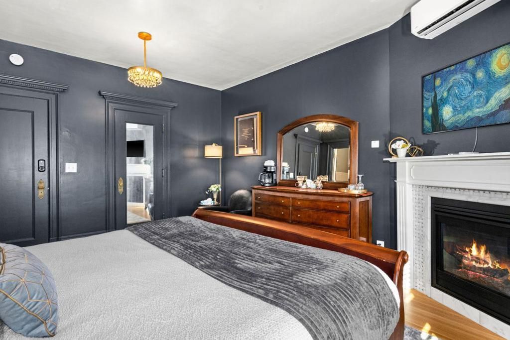King Suite