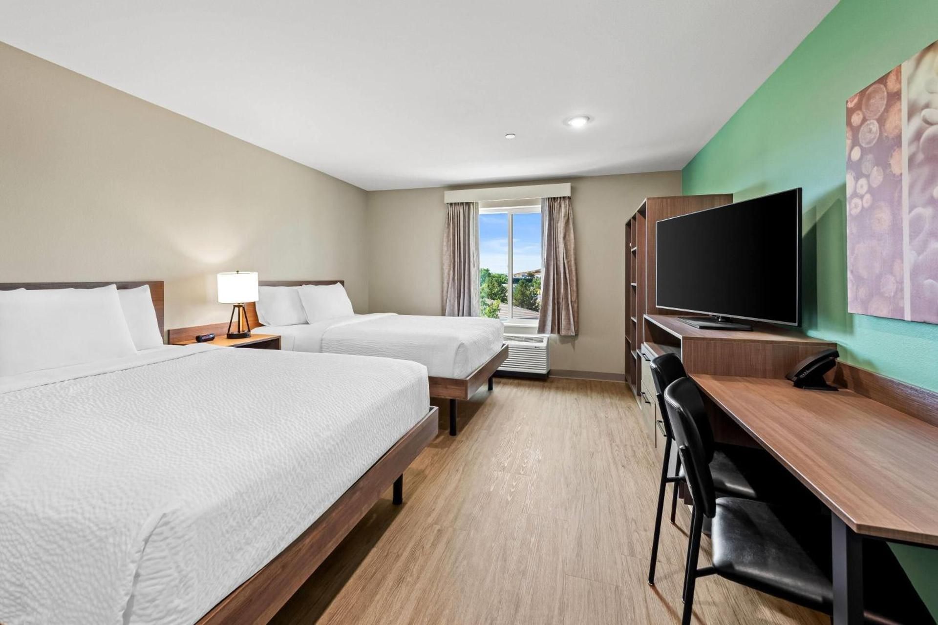2 Queen Beds, Suite, Non-Smoking