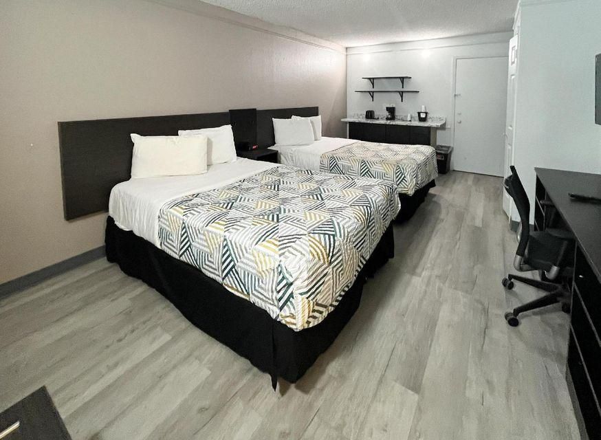 2 Full Beds | Non-Smoking, Micfridge