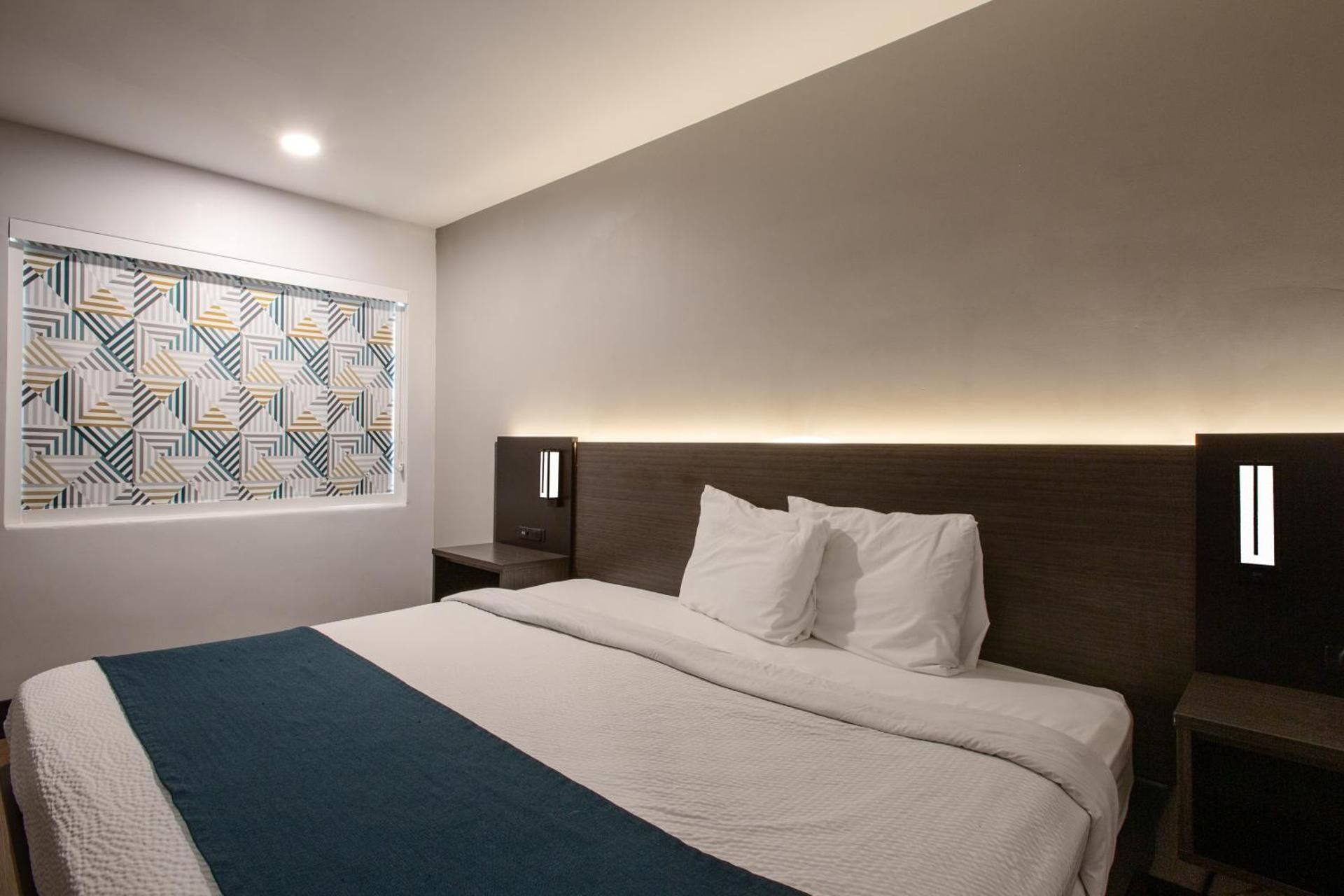 King Room - Non-Smoking