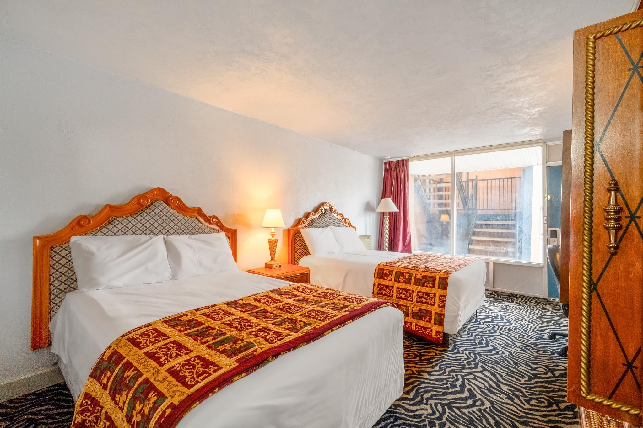 Castle Inn & Suites by OYO Lawton 2 Full Bed 2