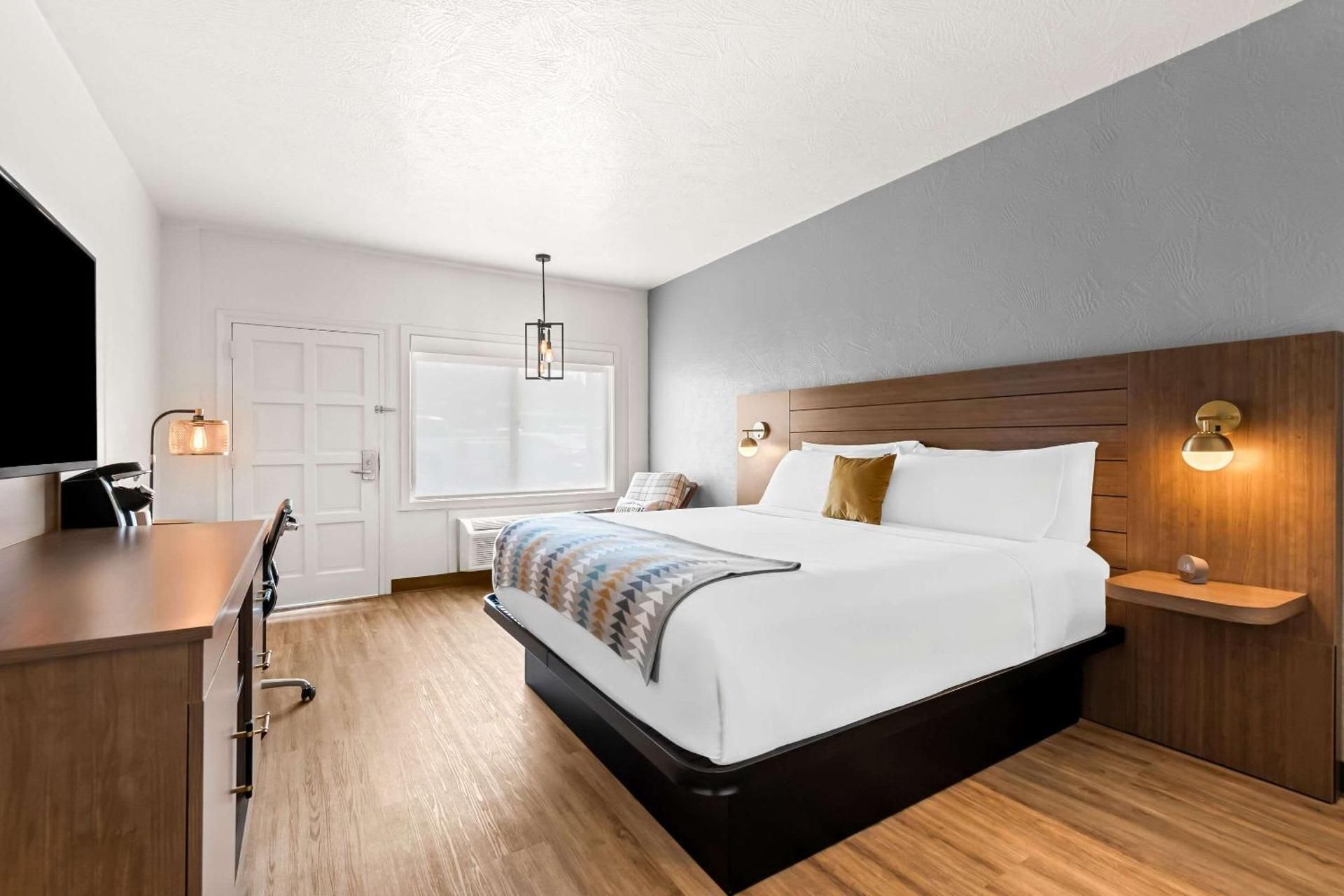 King Room - Non Smoking/Pet Friendly