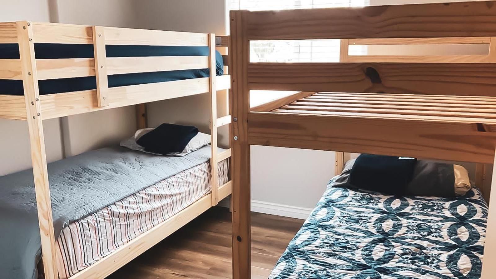 Bunk Bed in Mixed Dormitory Room