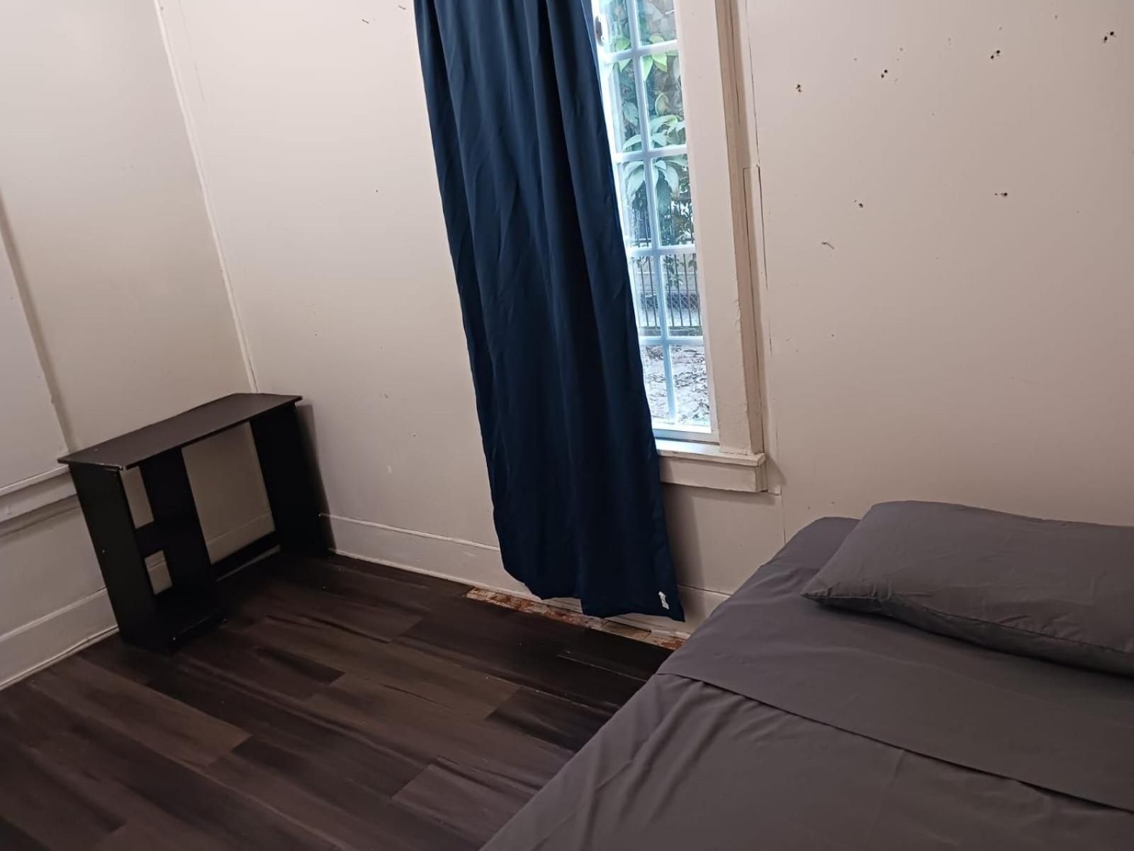 Single Room with Shared Bathroom