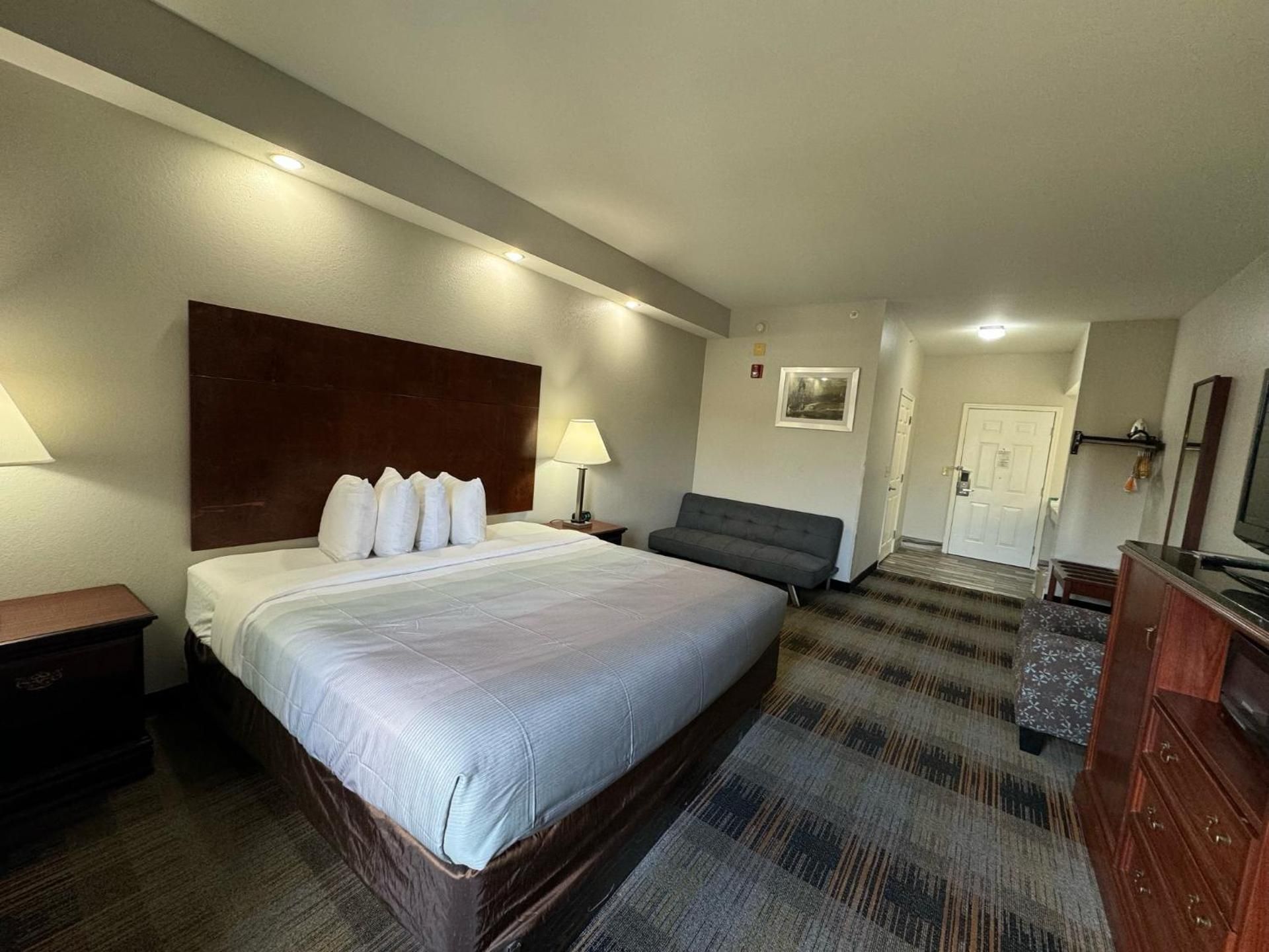 King Room - Non-Smoking