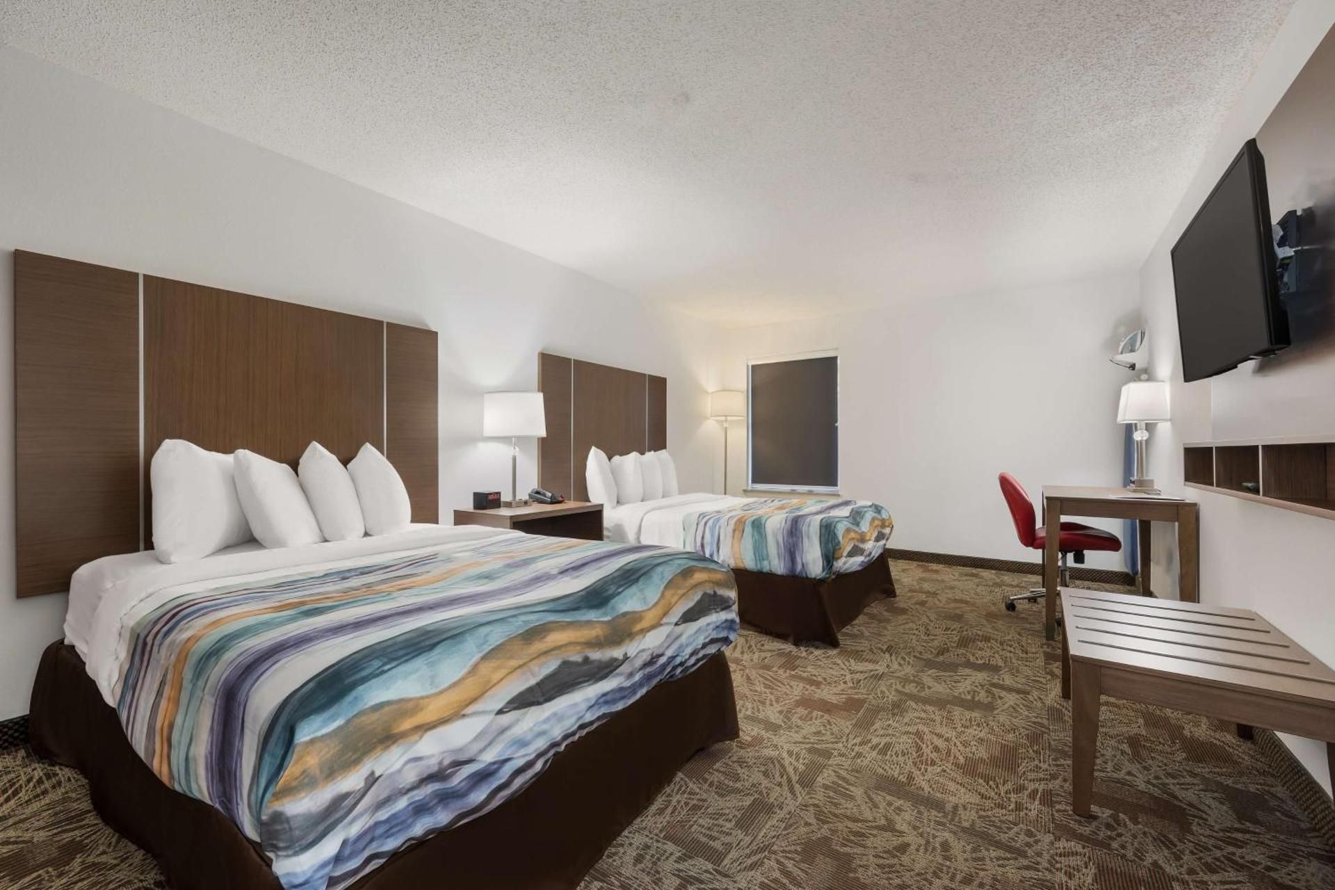 Standard Room with Two Double Beds